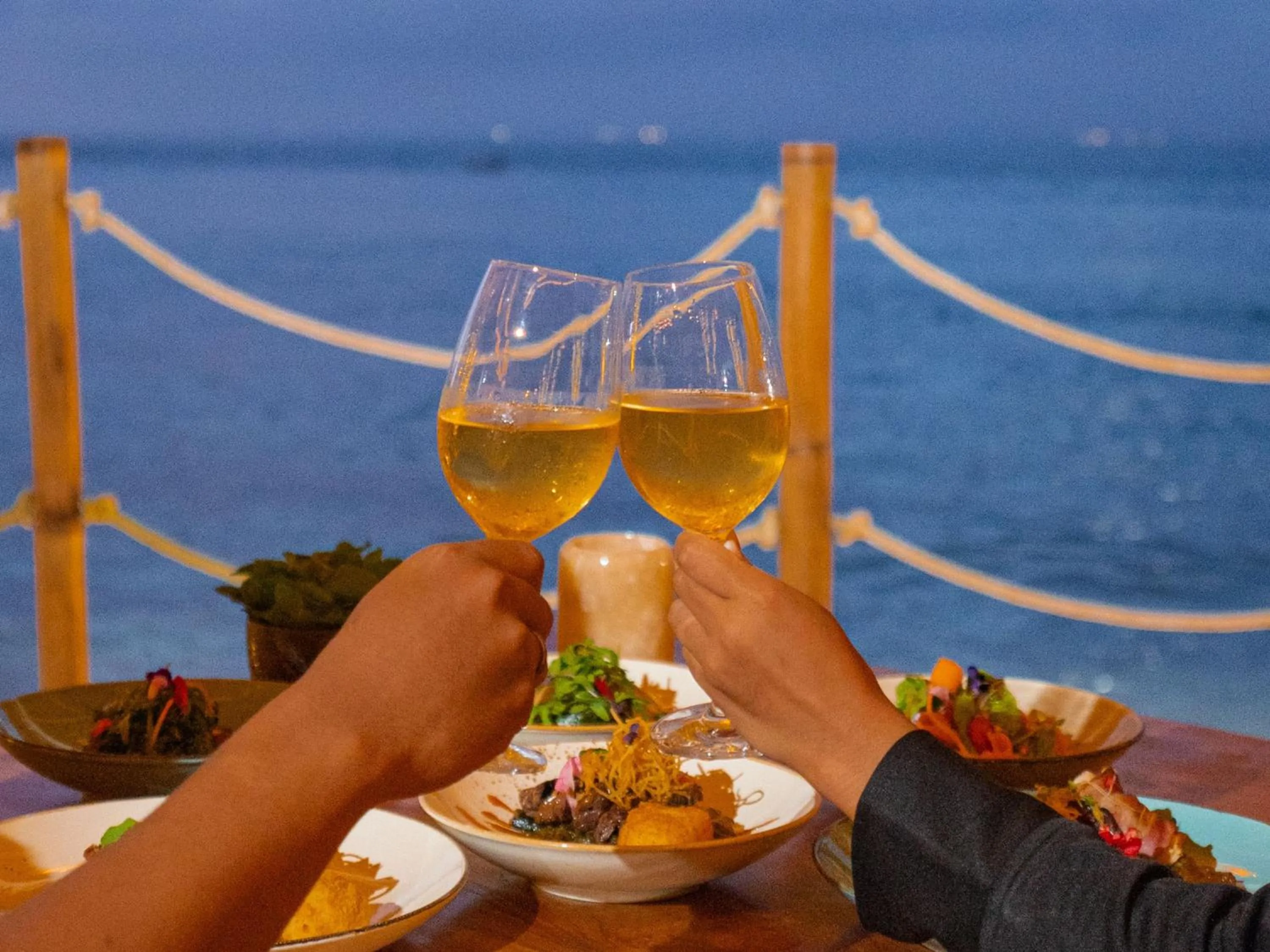 Dinner in Hai Tide Beach Resort