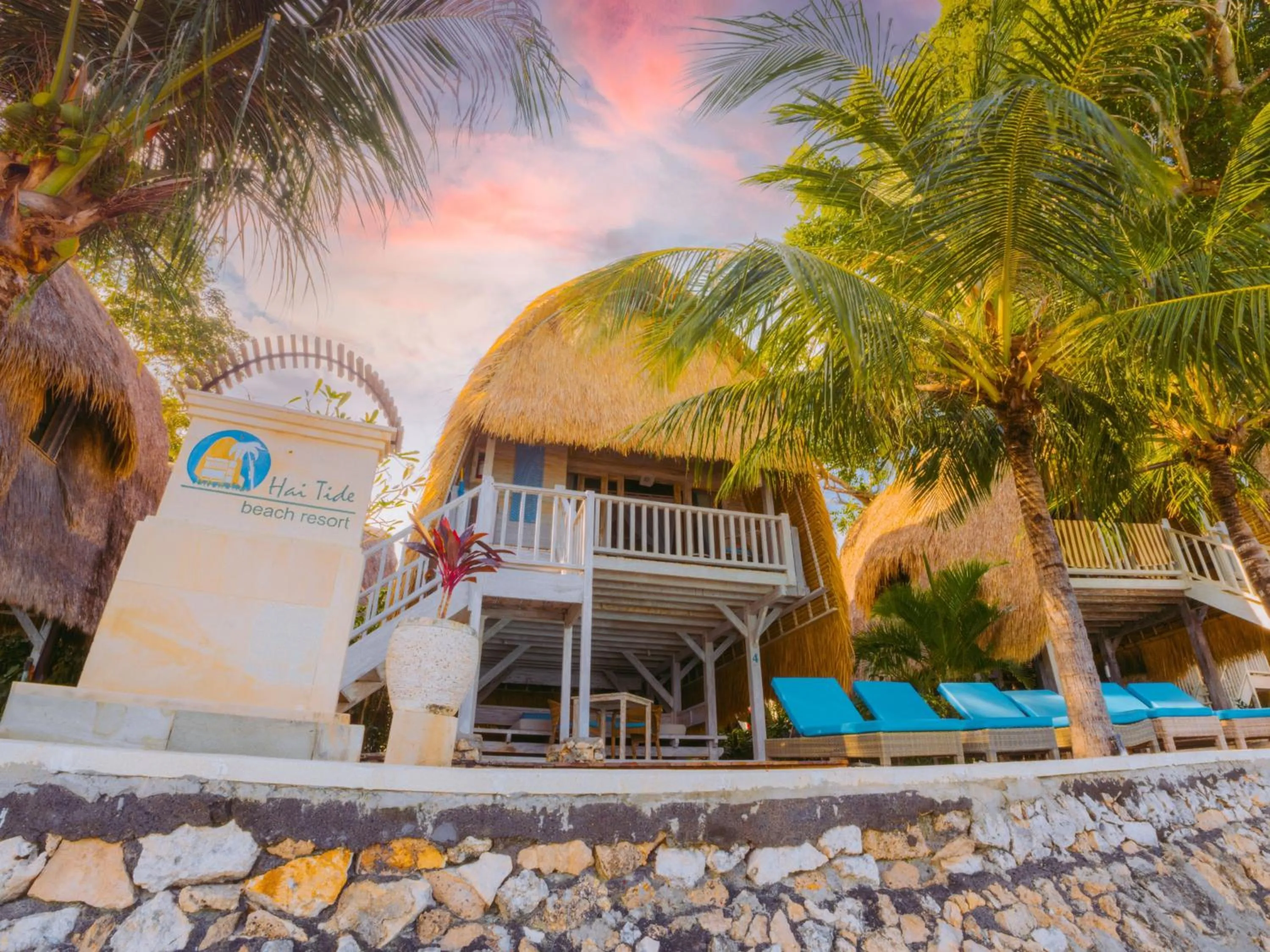 Property building in Hai Tide Beach Resort