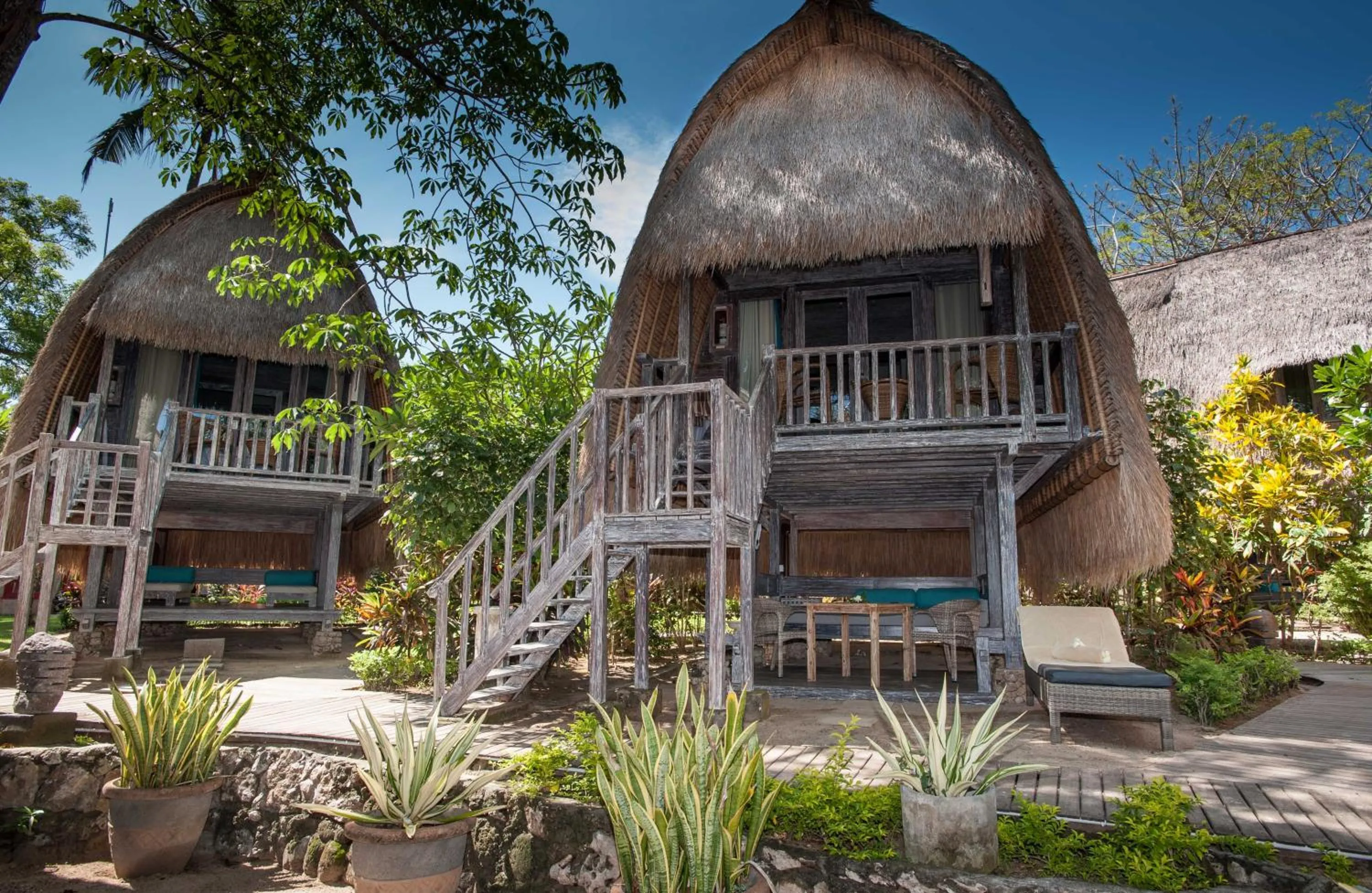 Property building in Hai Tide Beach Resort