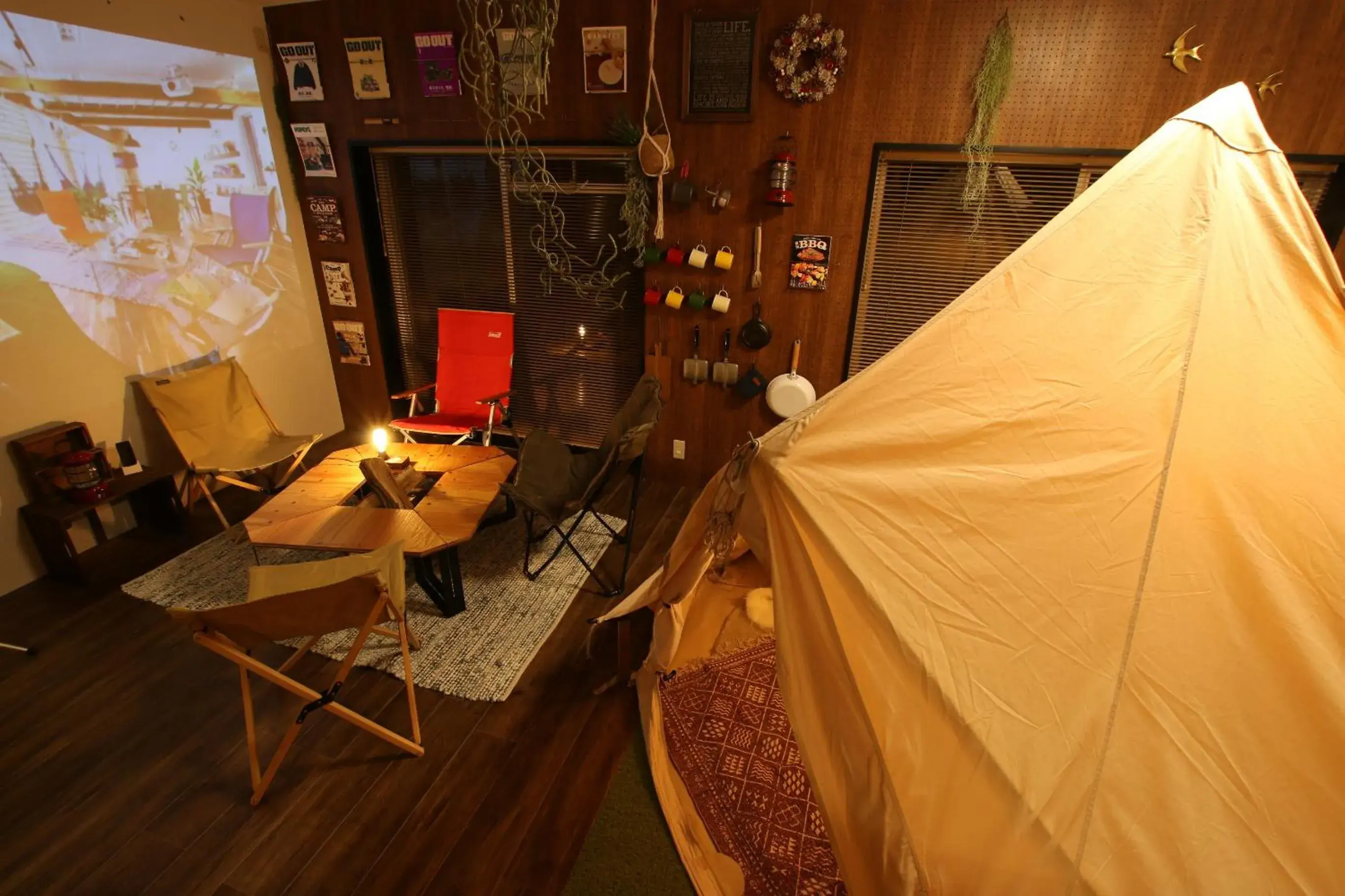 Glamping Room with Kitchenette and Private Bathroom in 365BASE outdoor hostel Glamping Room with Kitchenette and Private Bathroom in 365BASE outdoor hostel