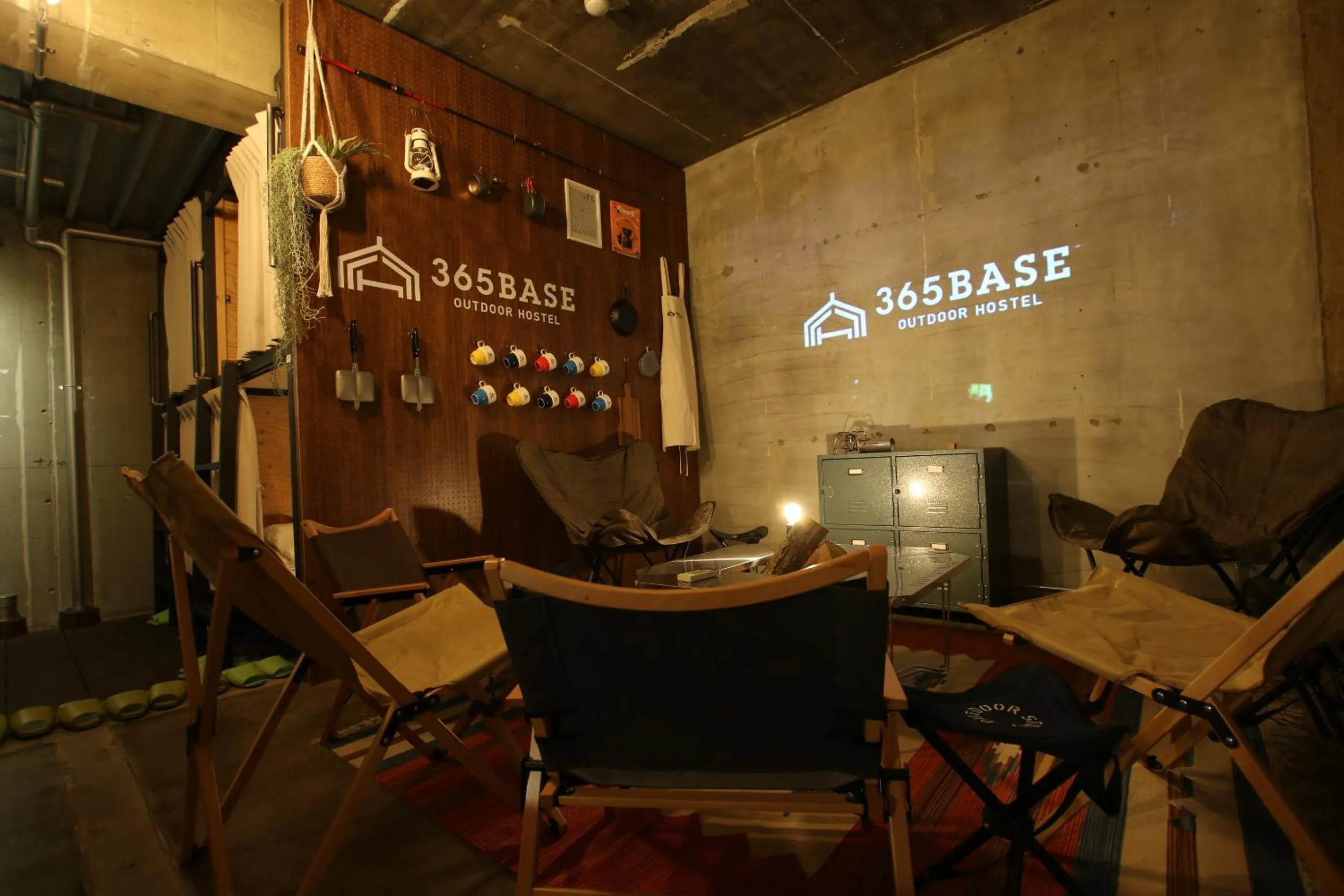 Photo of the whole room in 365BASE outdoor hostel