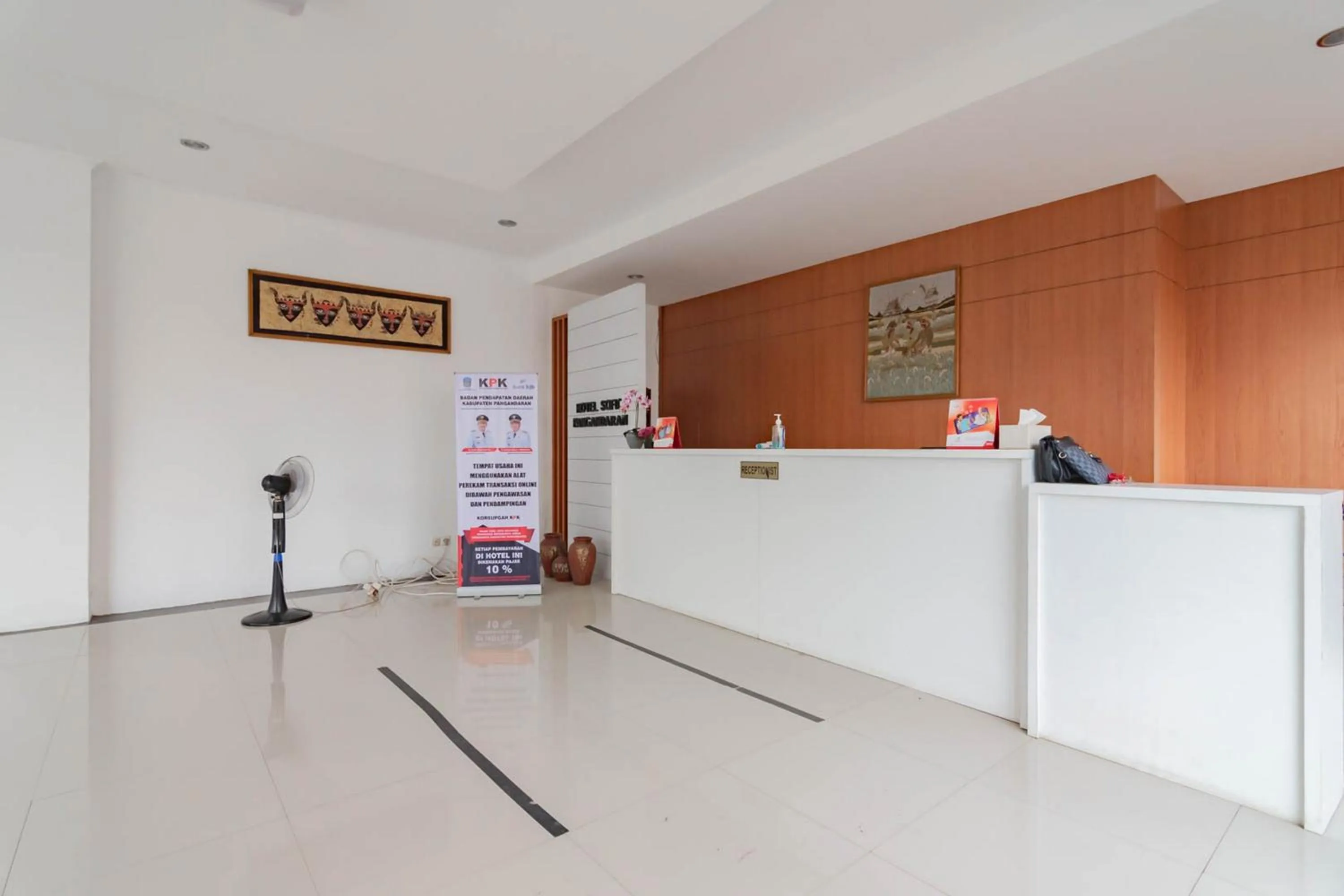 RedDoorz Plus At Hotel Sofia Pangandaran
