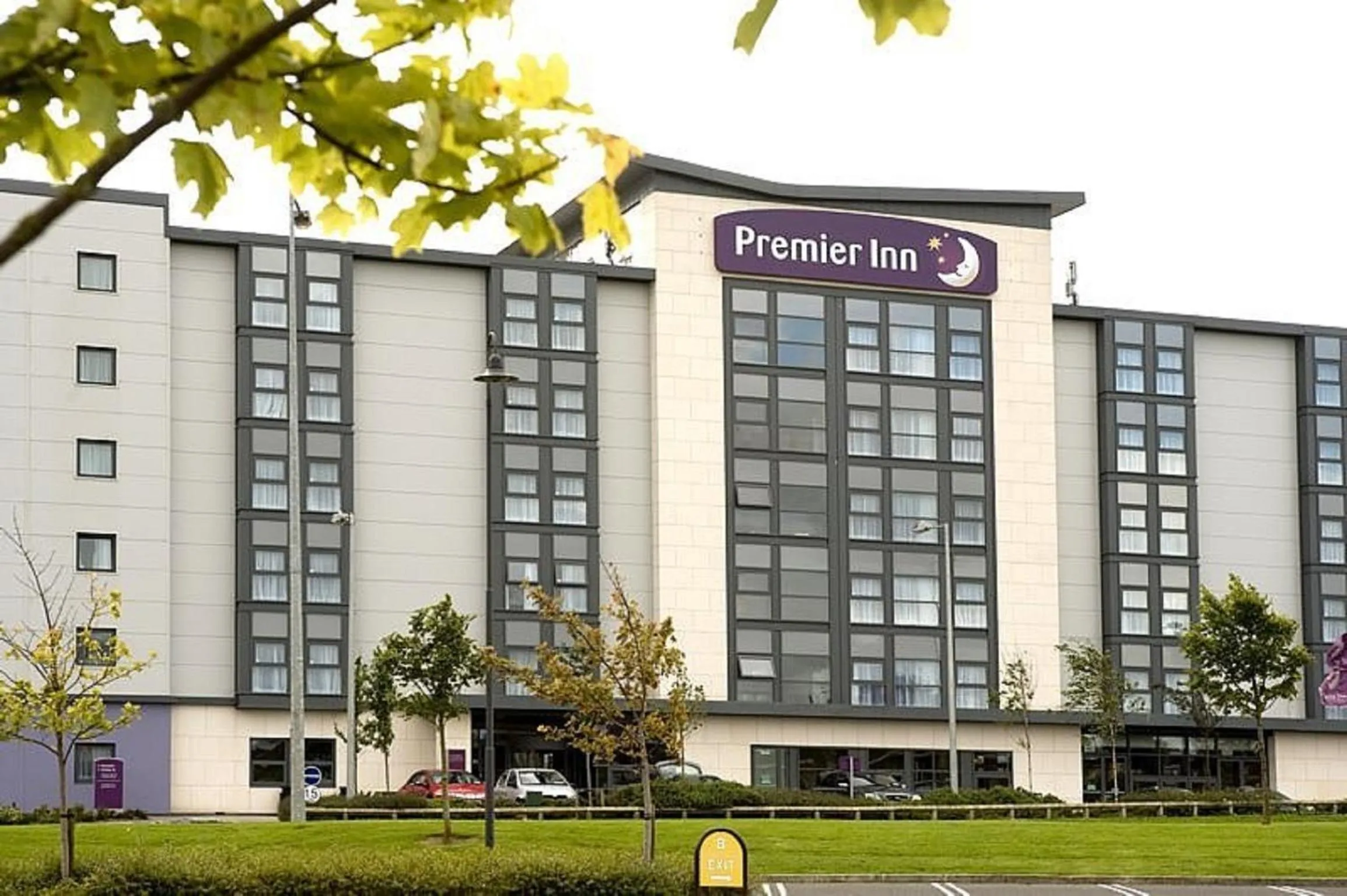 Facade/entrance in Premier Inn Dublin Airport