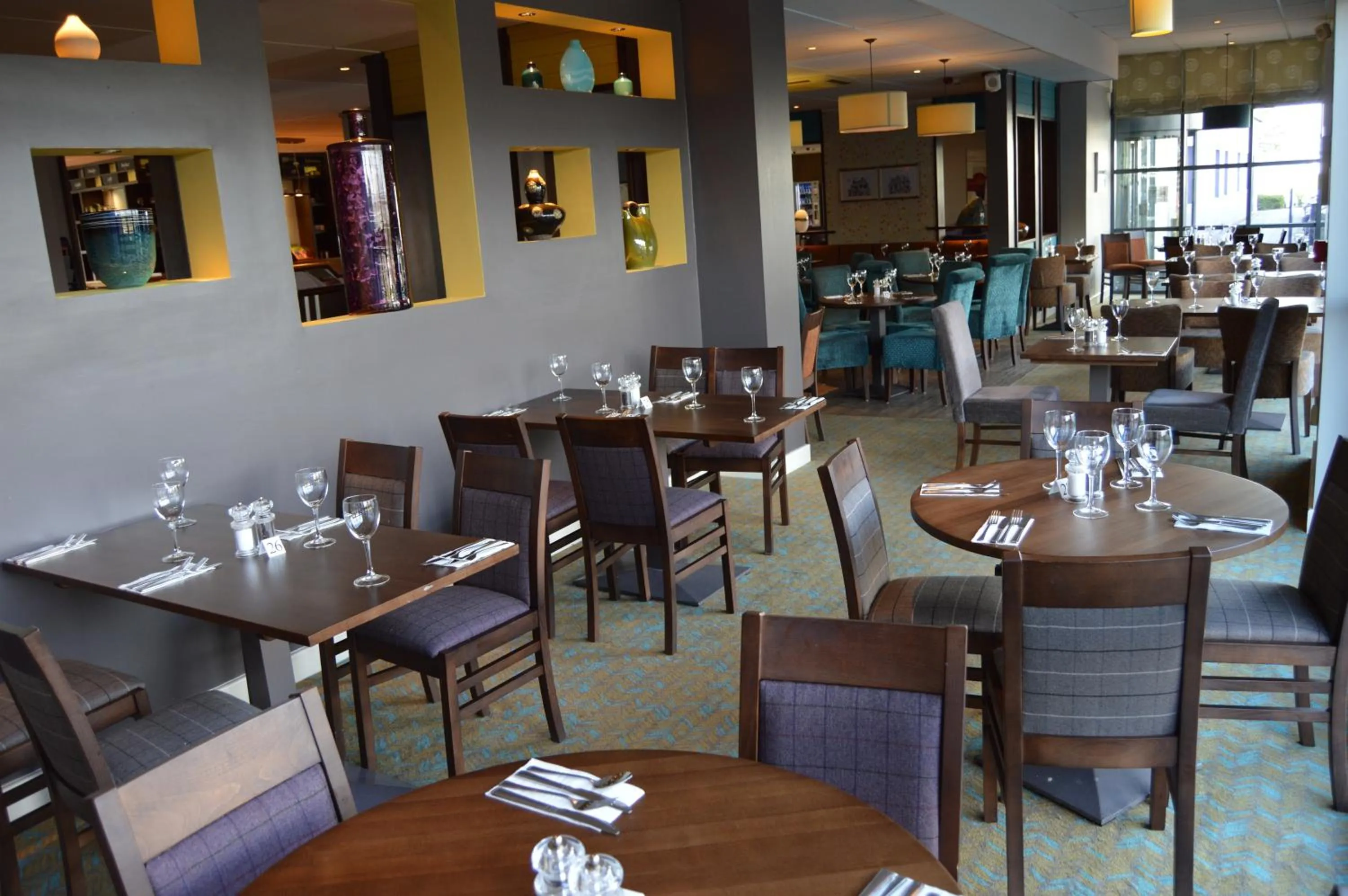 Restaurant/places to eat in Premier Inn Dublin Airport