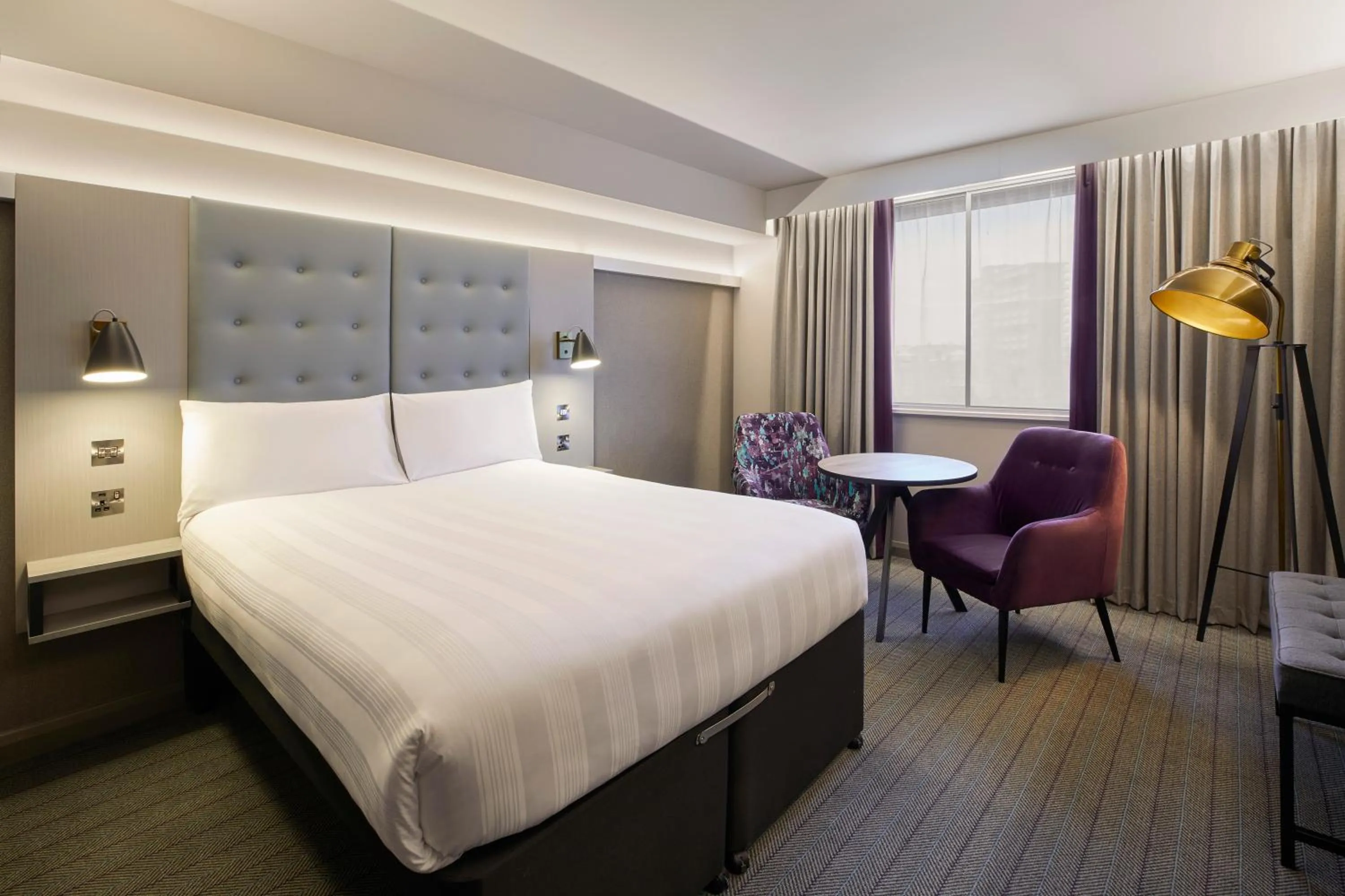 Bed in Premier Inn Dublin Airport