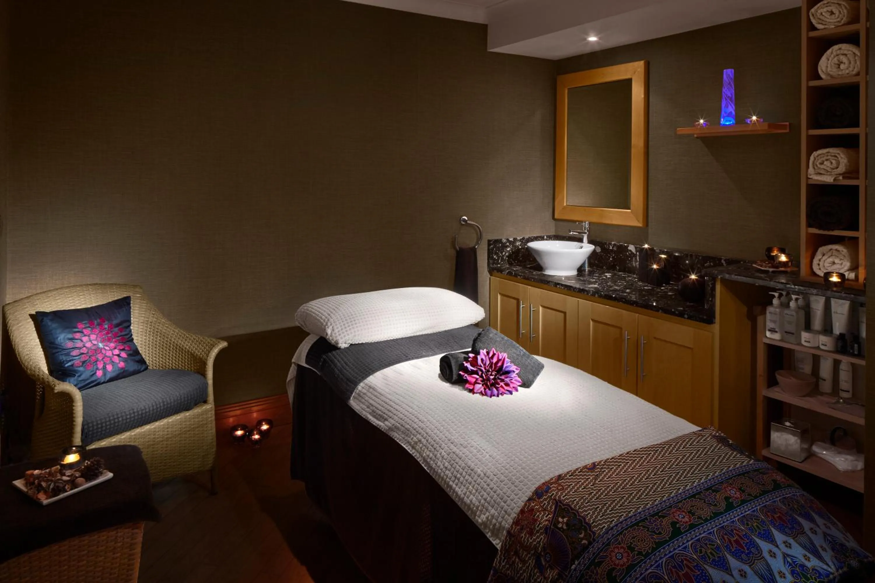 Spa and wellness centre/facilities, Bed in Radisson BLU Hotel & Spa, Sligo