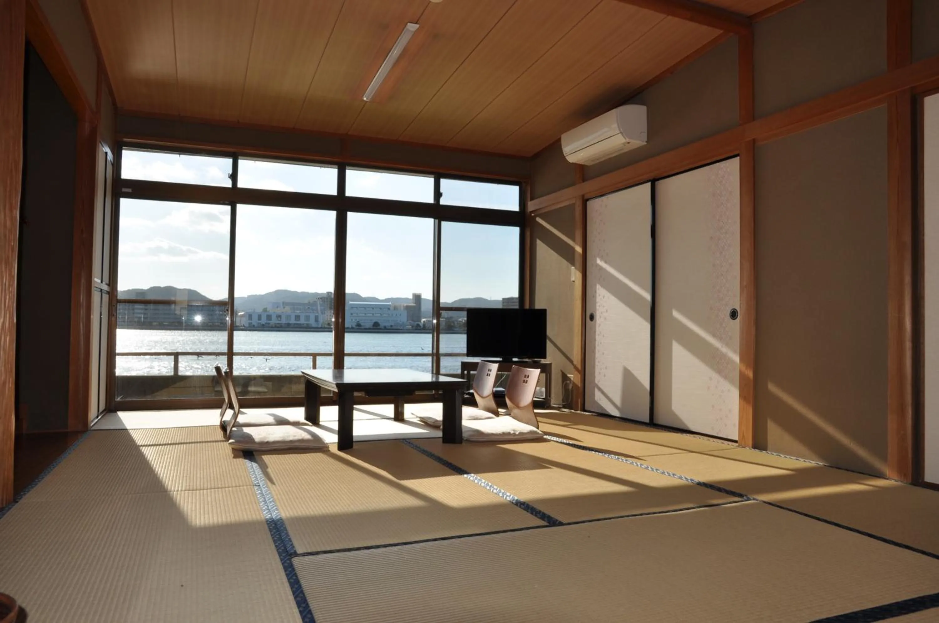 Riverside Hotel Karatsu Castle