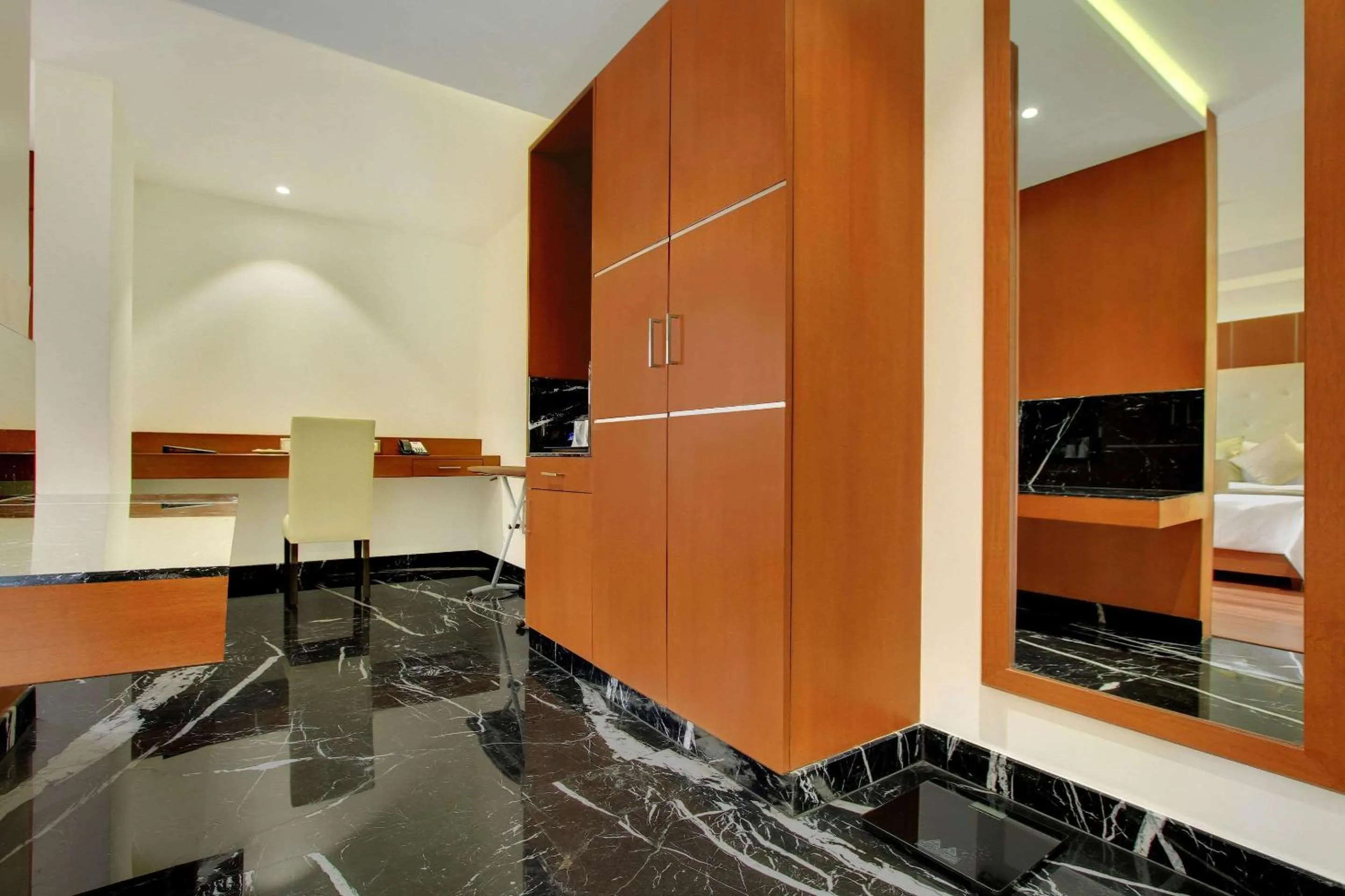 Photo of the whole room in Comfort Inn Insys