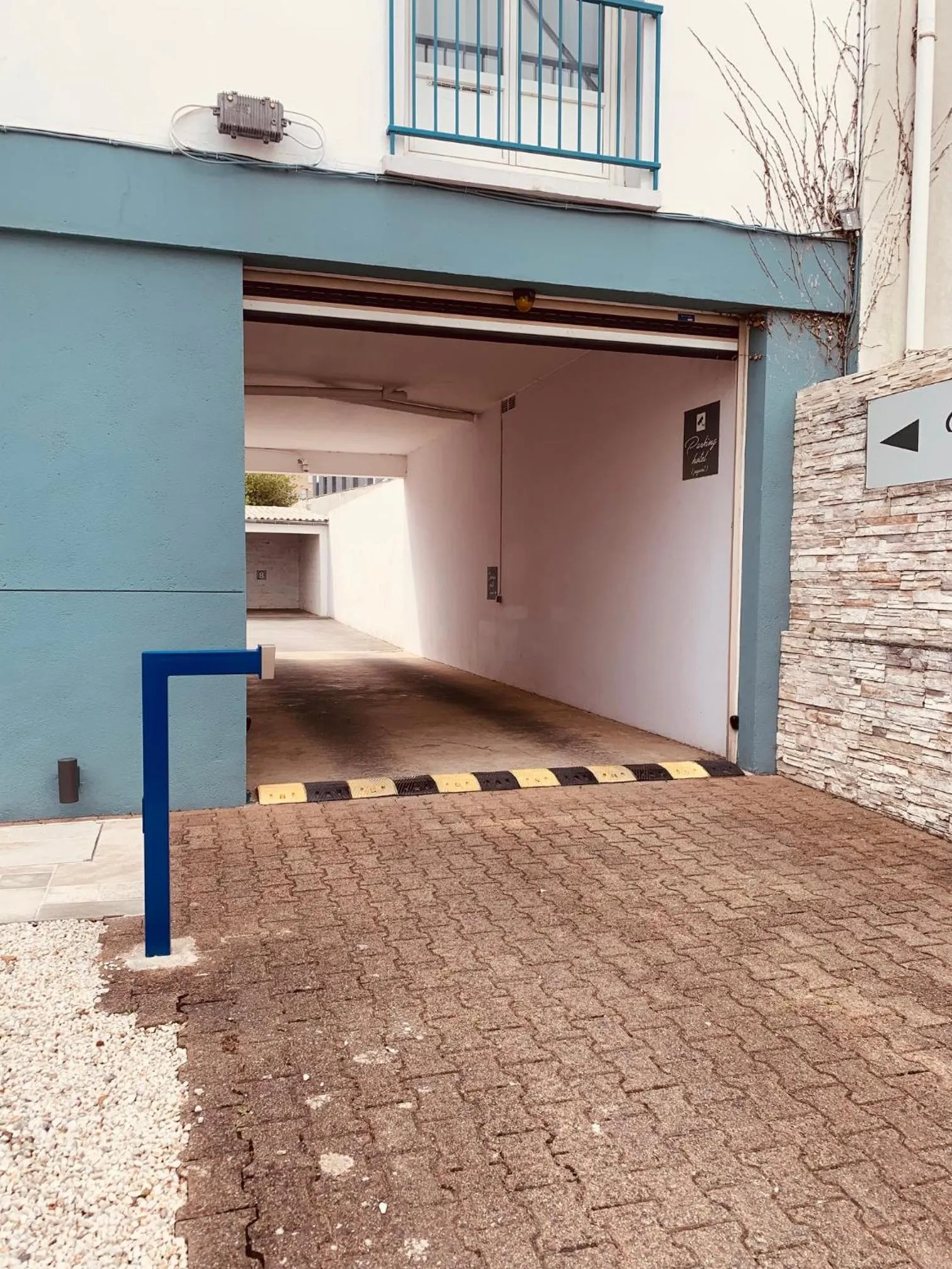 Parking in Hôtel Escale Oceania Lorient