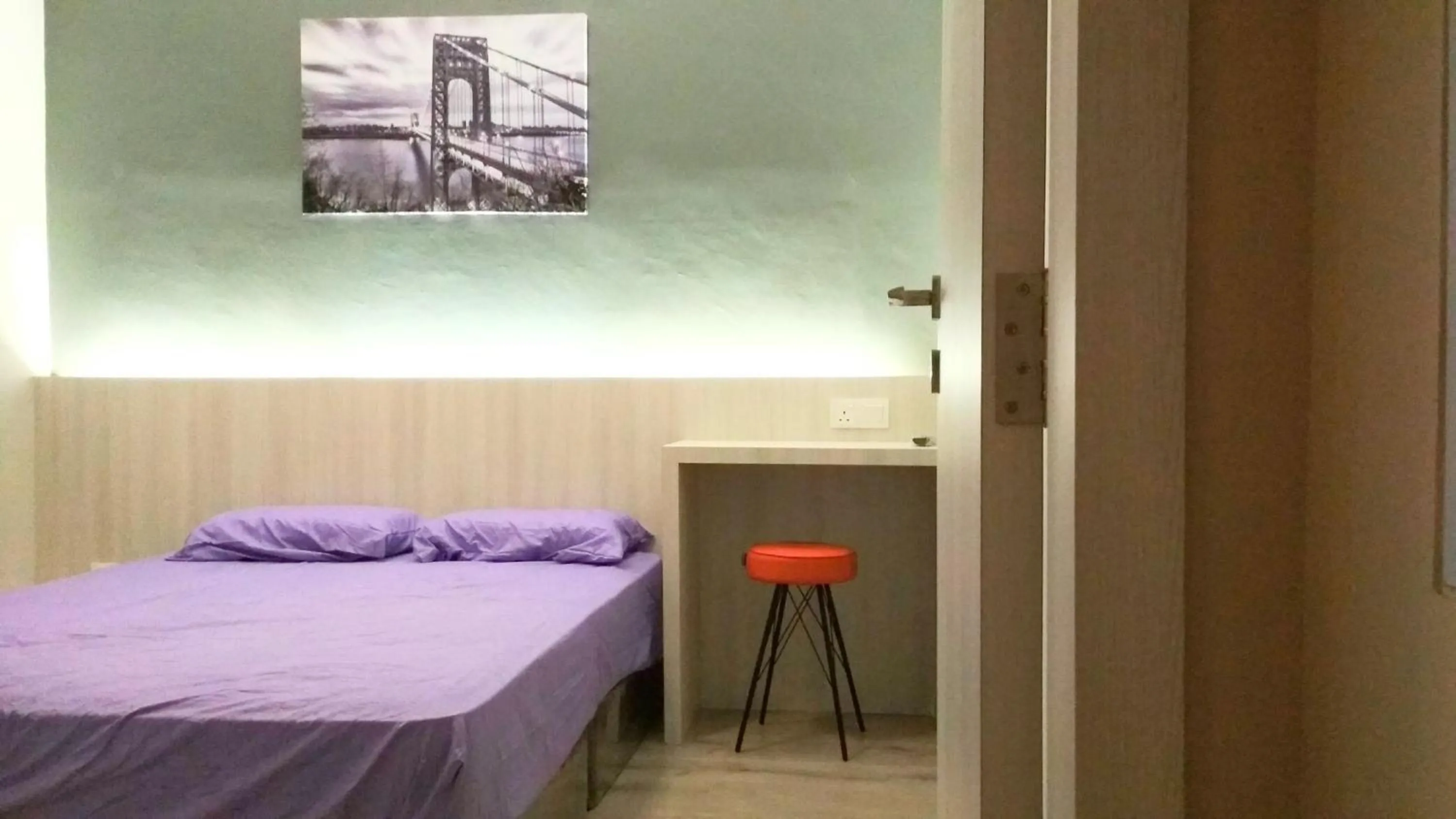 Photo of the whole room, Bed in SleepRest - Plamo Garden