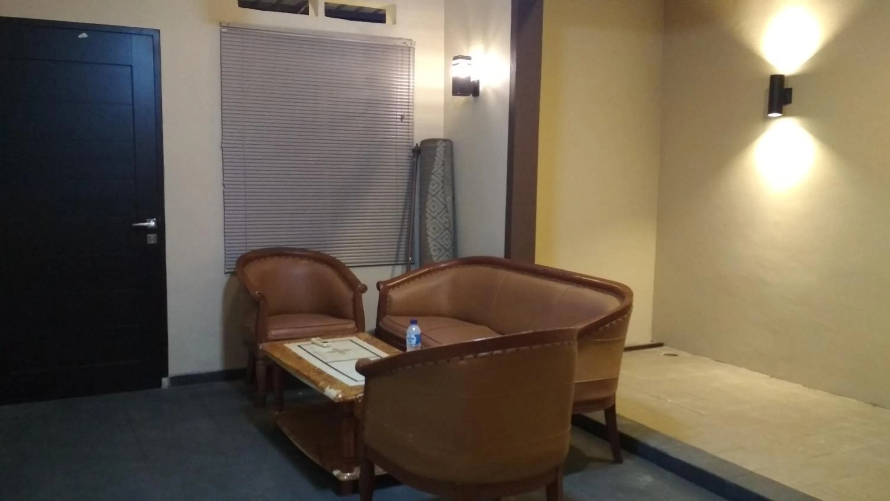 Living room in SleepRest - Plamo Garden