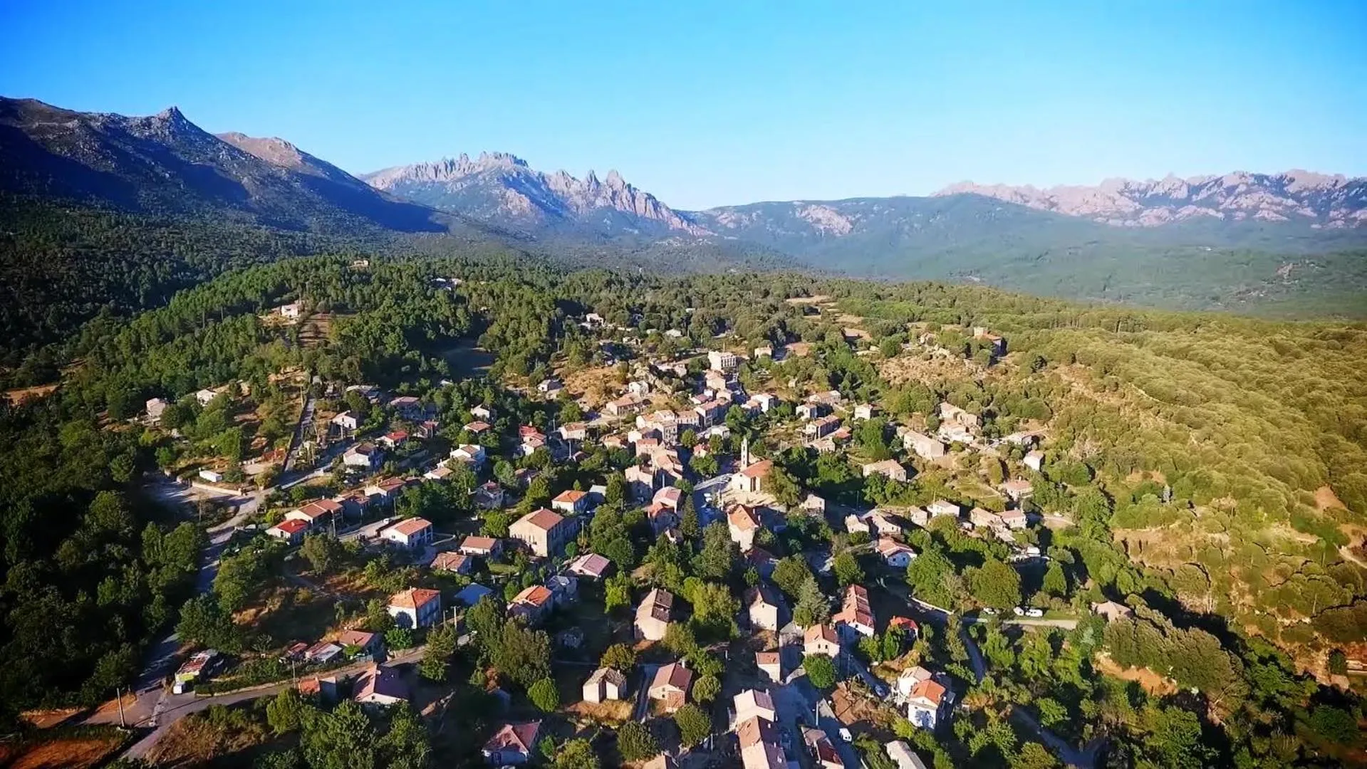 Bird's eye view in Sole E Monti