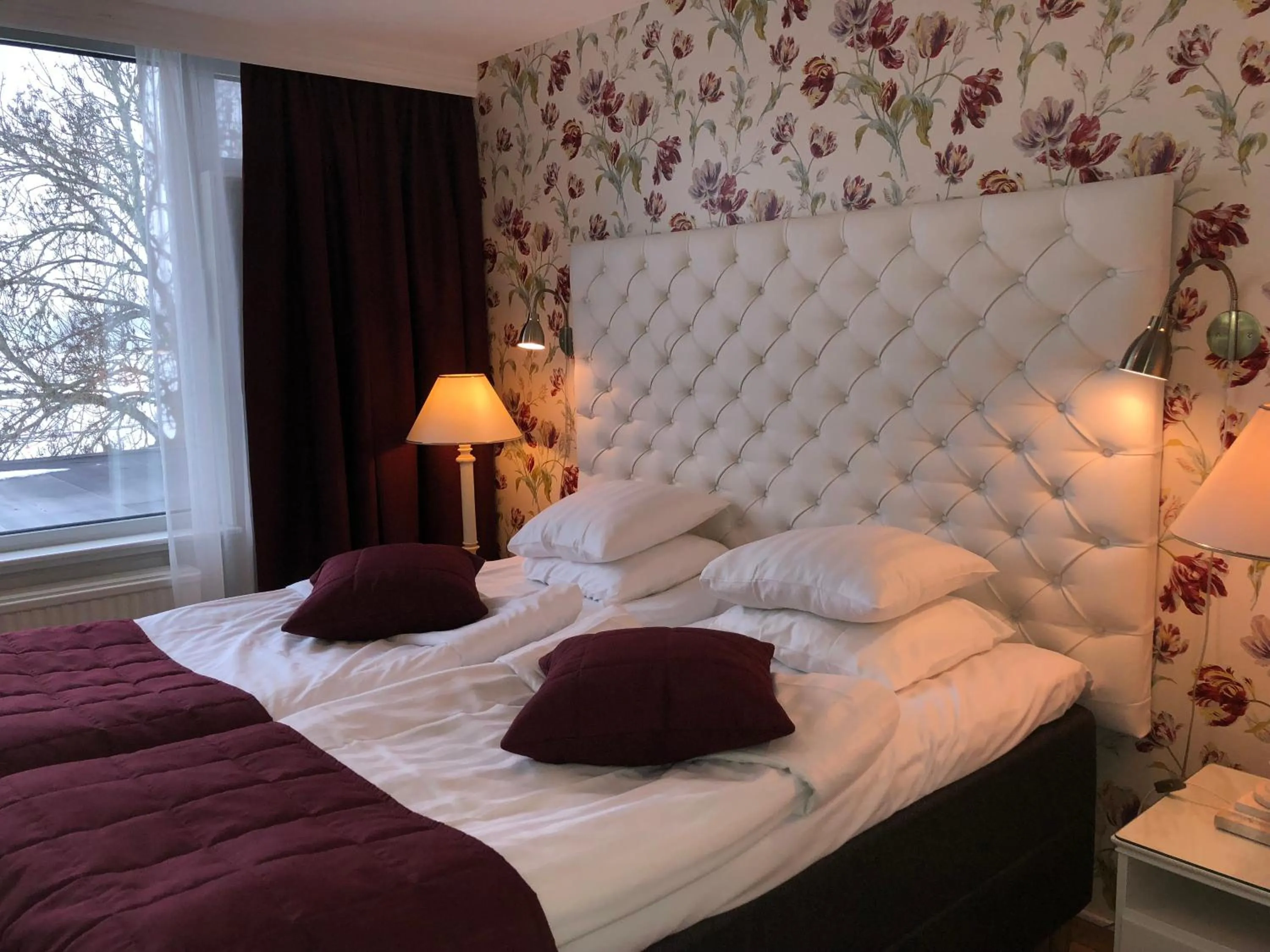 Bed in Sundbyholms Slott