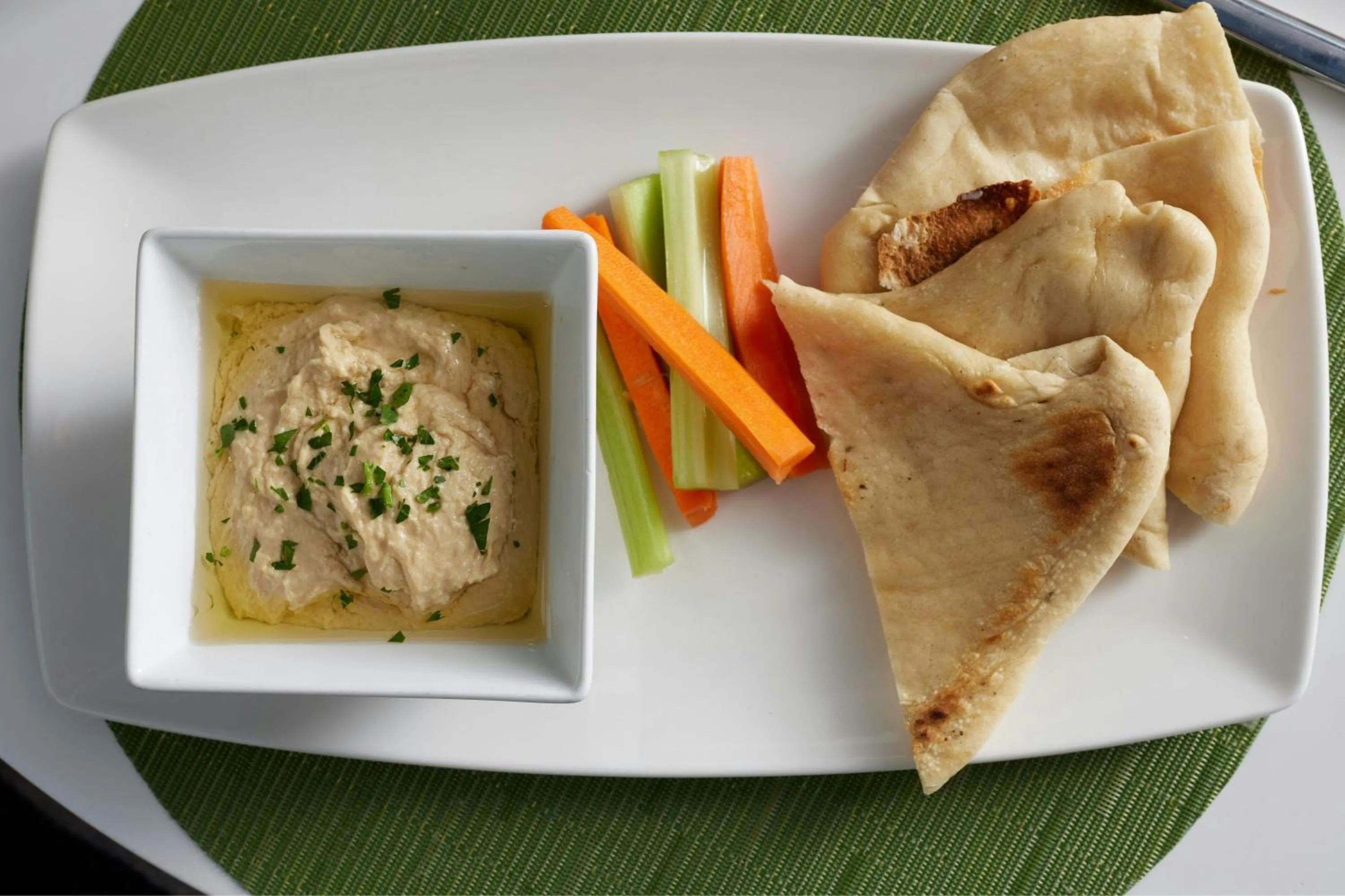 Restaurant/places to eat in Aloft Seattle Redmond