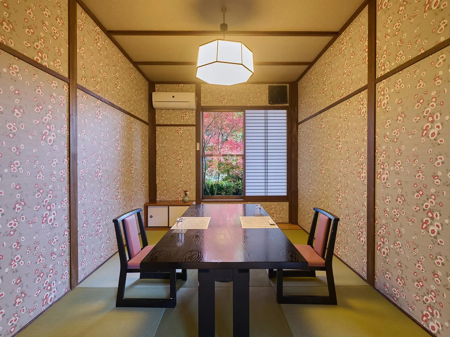 Area and facilities in Chikurakutei