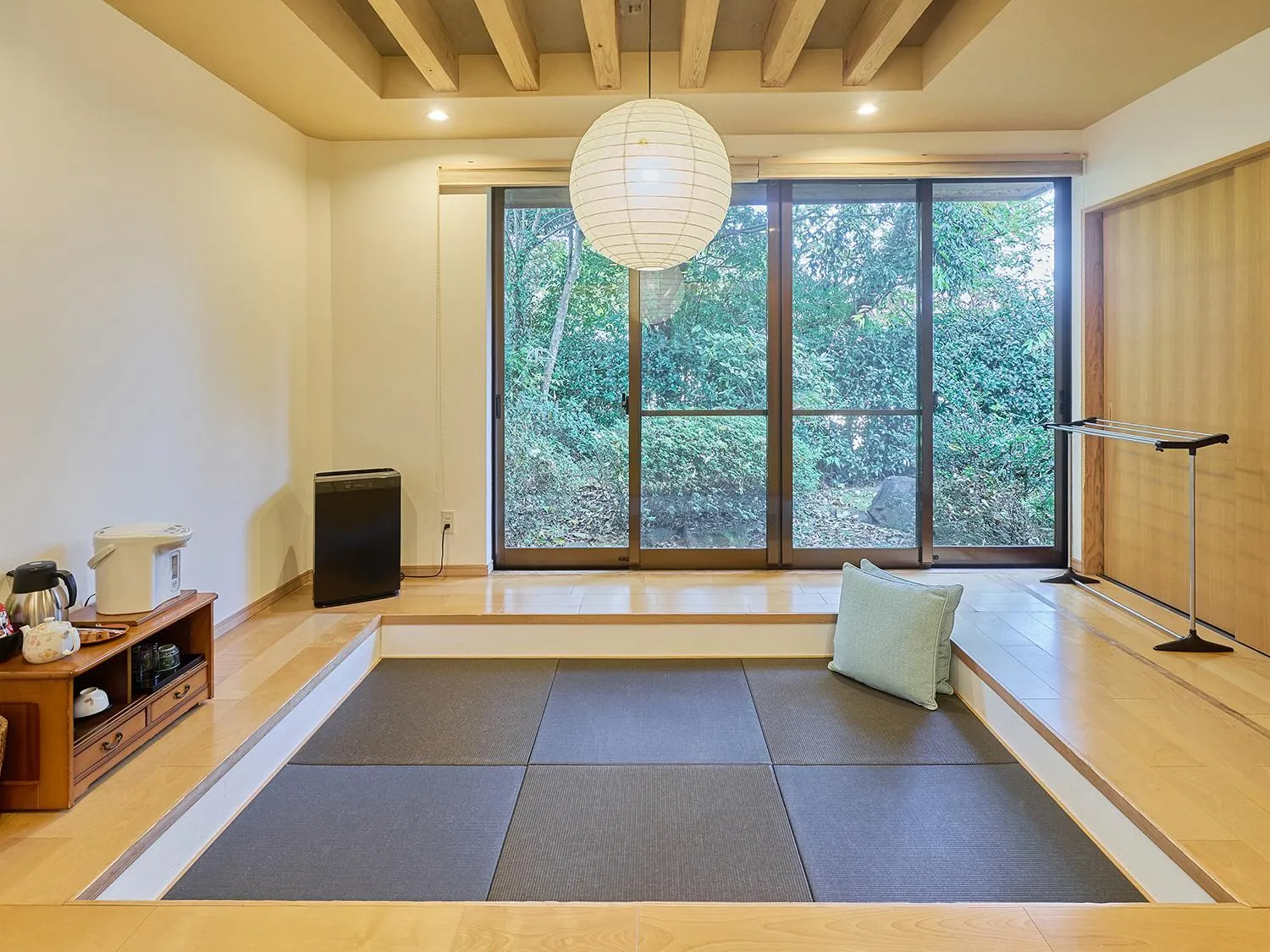 Photo of the whole room in Chikurakutei