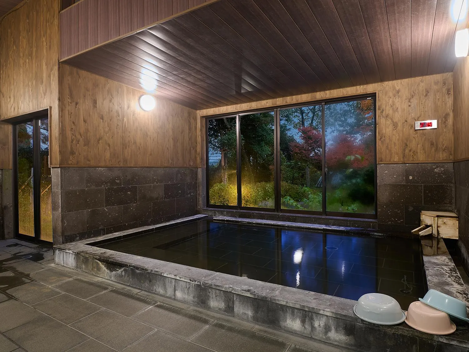 Public Bath in Chikurakutei