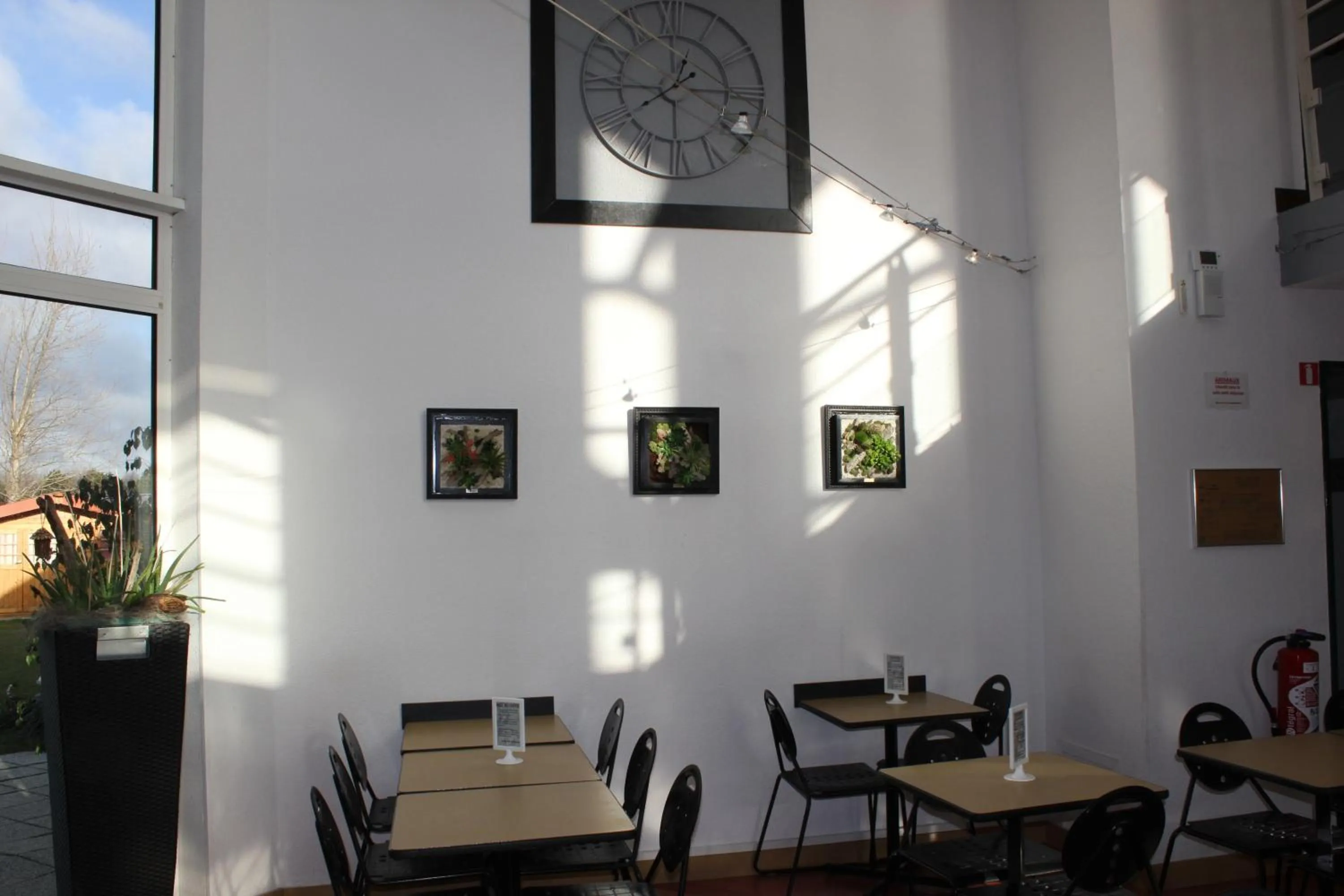 Lobby or reception in B&B HOTEL Berck-sur-Mer Rang-du-Fliers