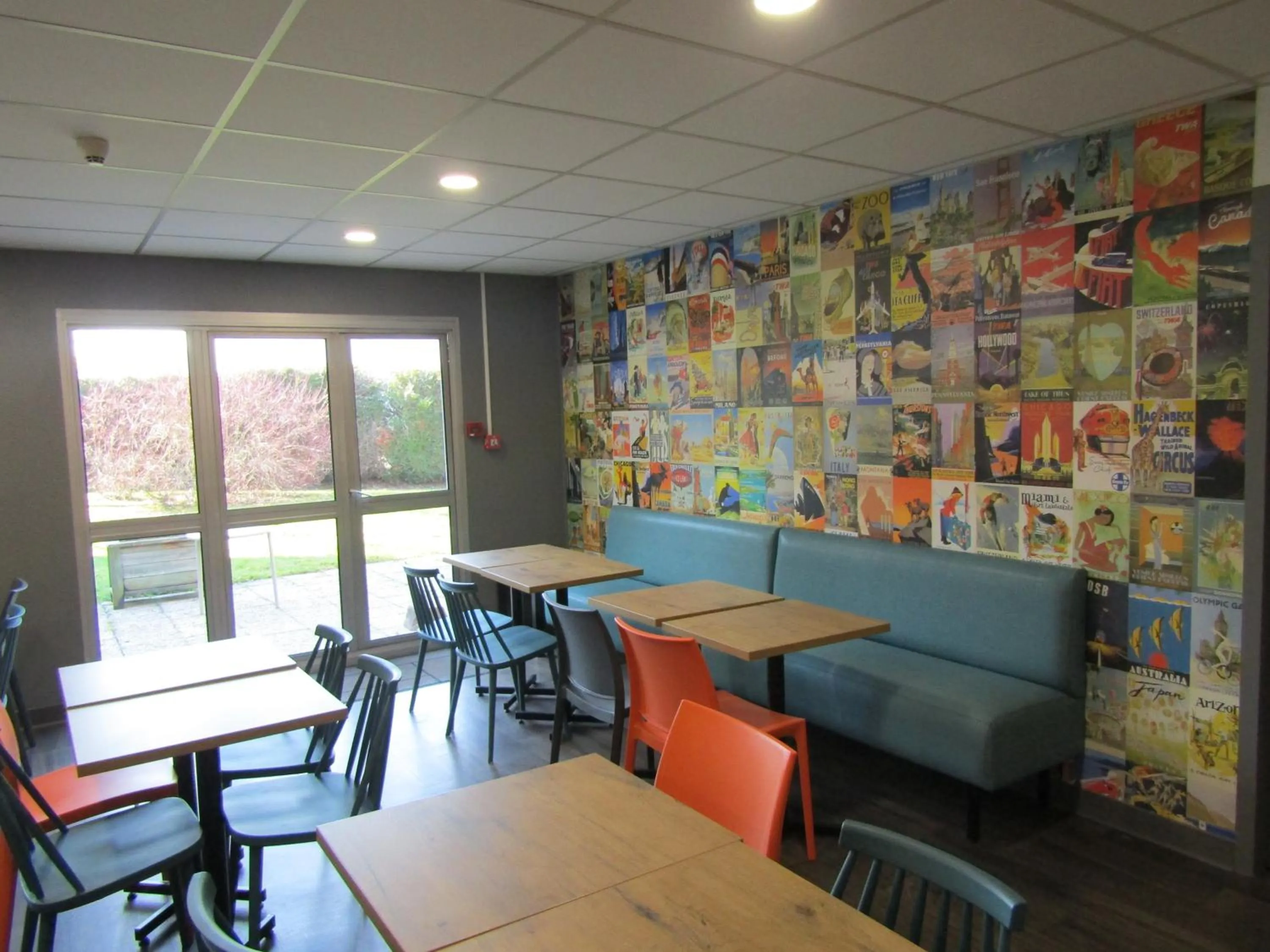 Lounge or bar in hotelF1 Igny Massy TGV