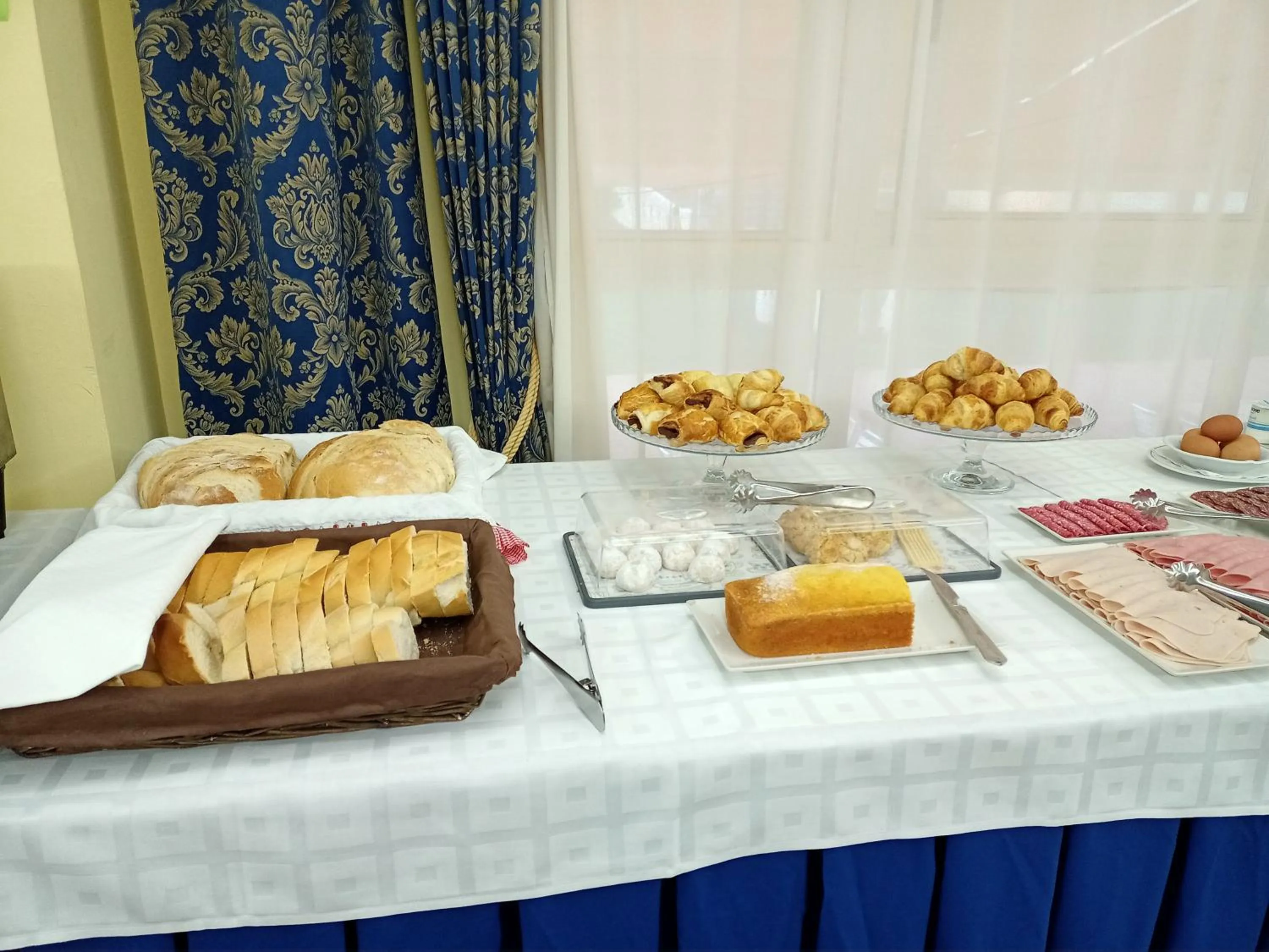 Breakfast in Victoria