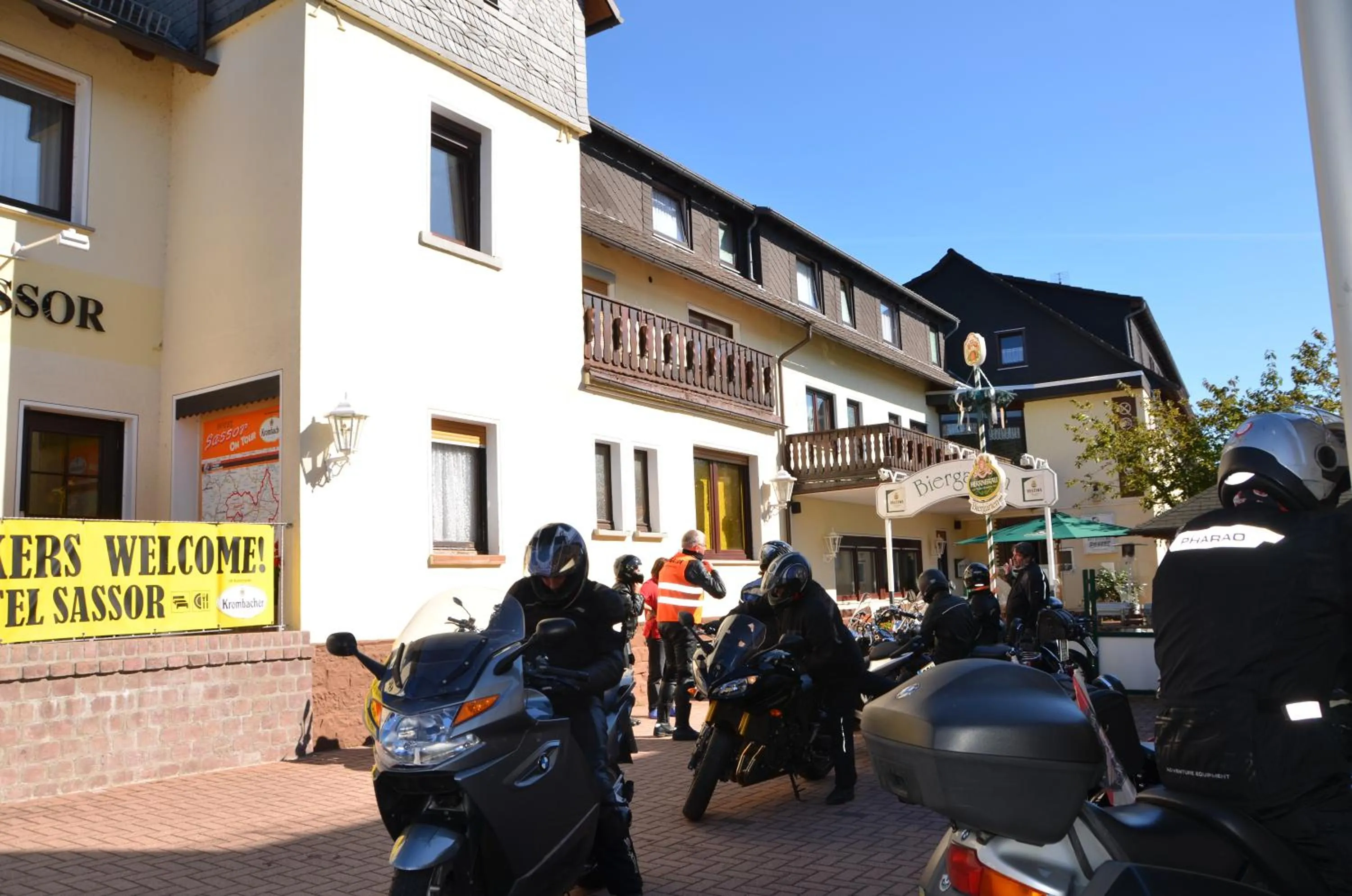 Patio in Hotel Sassor