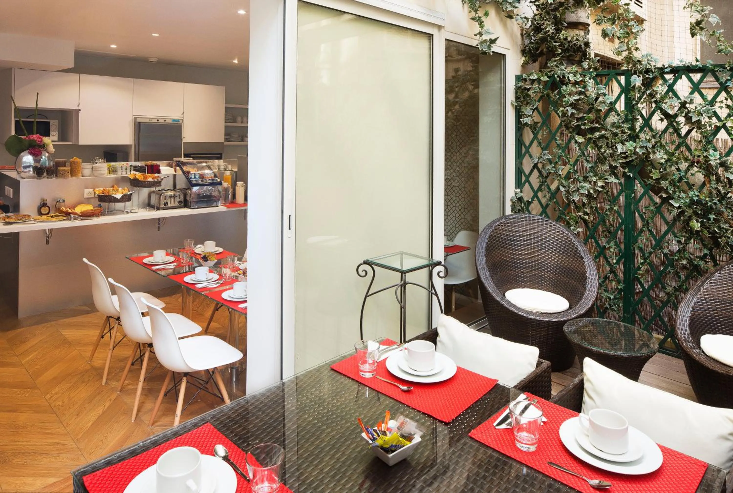 Restaurant/places to eat in Le Relais du Marais