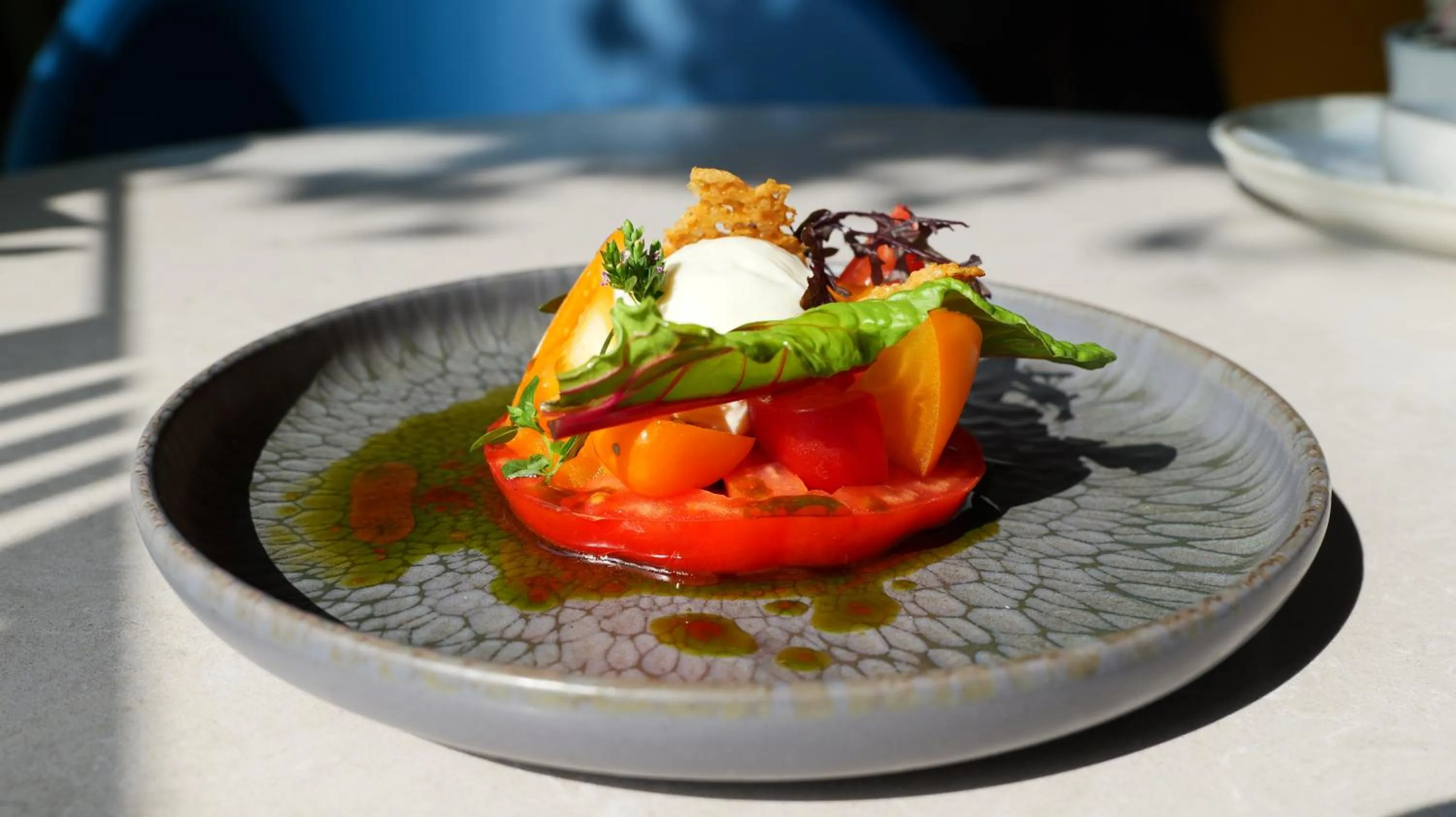 Food and drinks in Camden Court Hotel