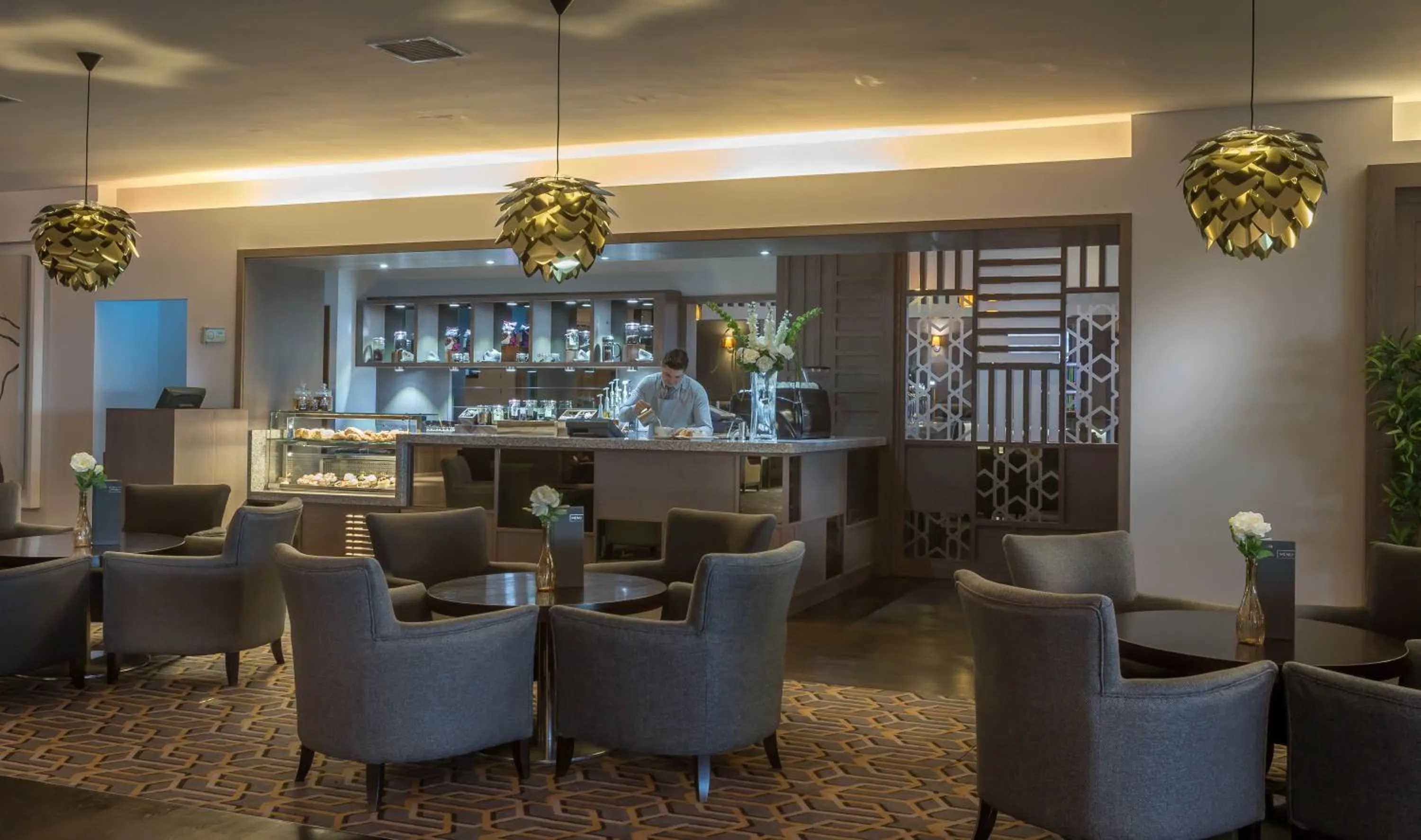 Lounge or bar in Maldron Hotel Dublin Airport