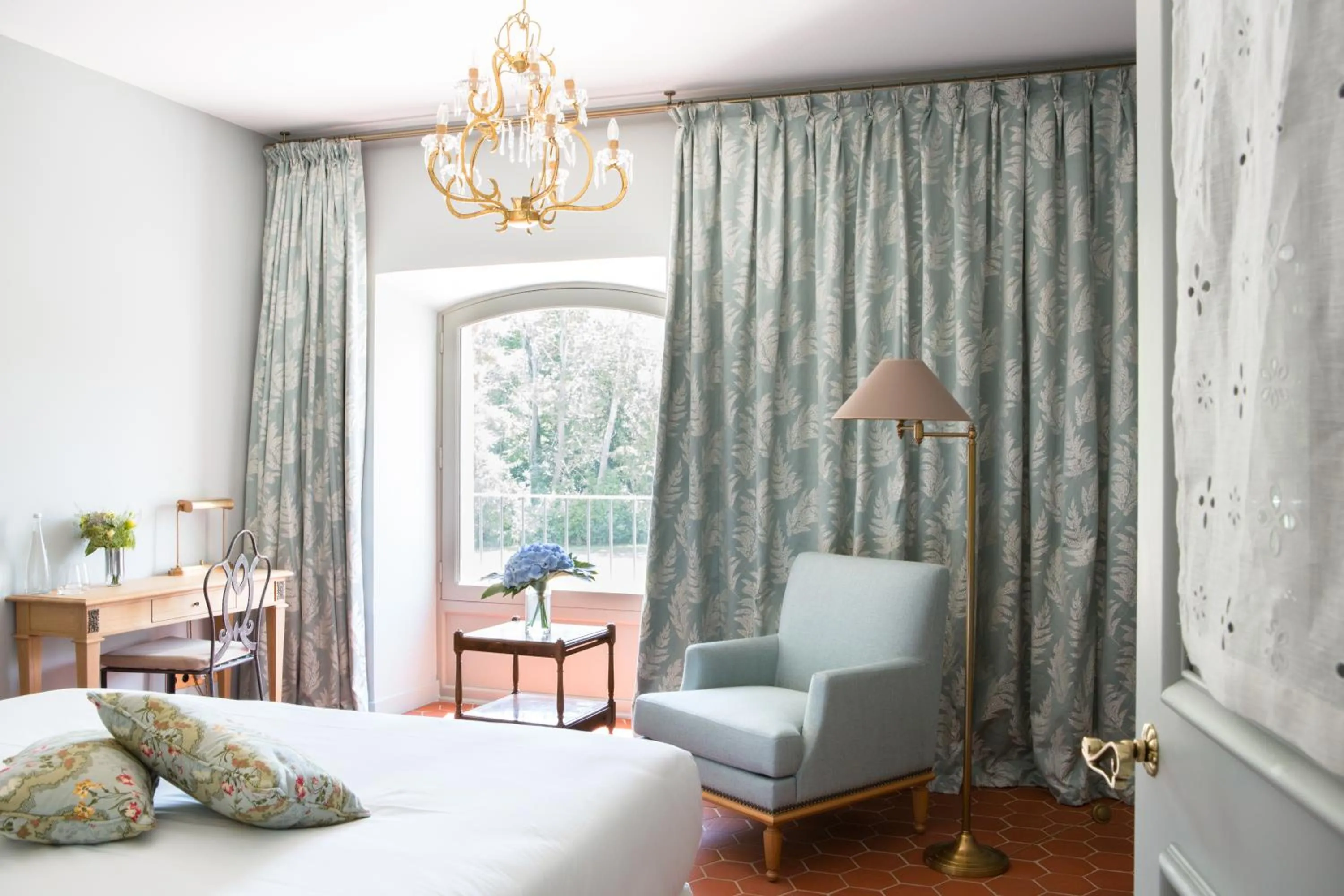 Bed in Château de Fonscolombe