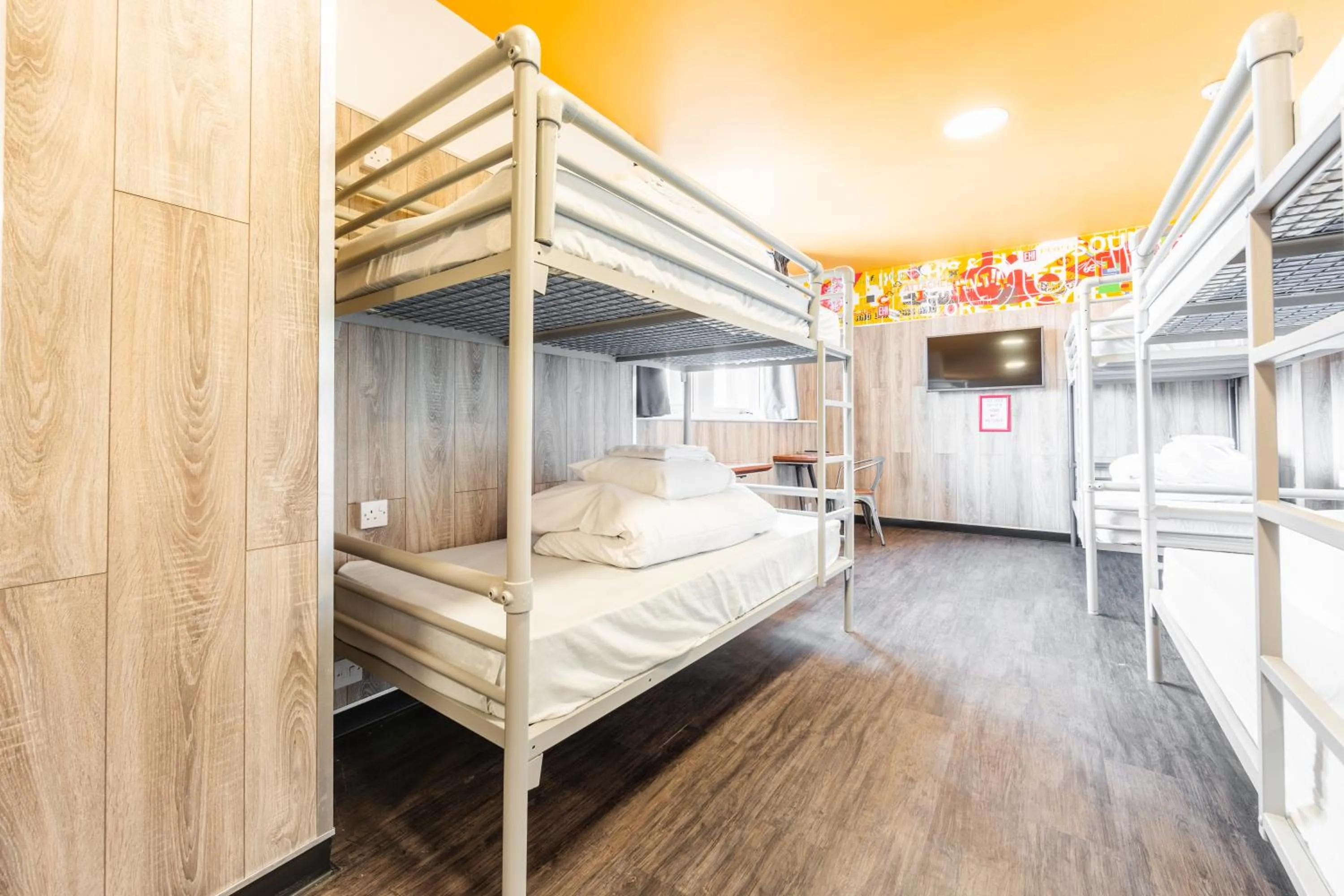 Bedroom, Bunk Bed in Euro Hostel Glasgow