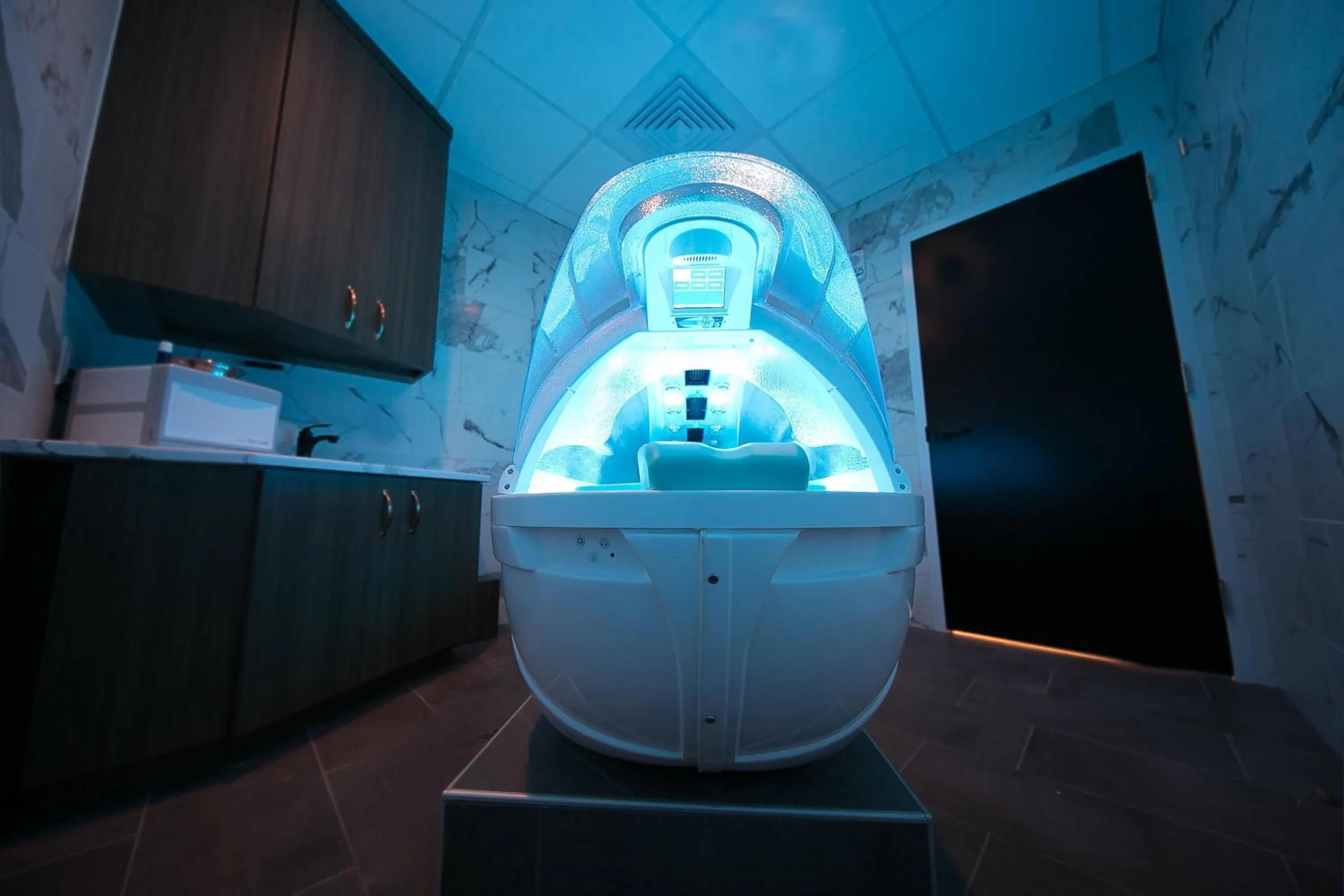 Spa and wellness centre/facilities in The Cavalier Virginia Beach, Autograph Collection