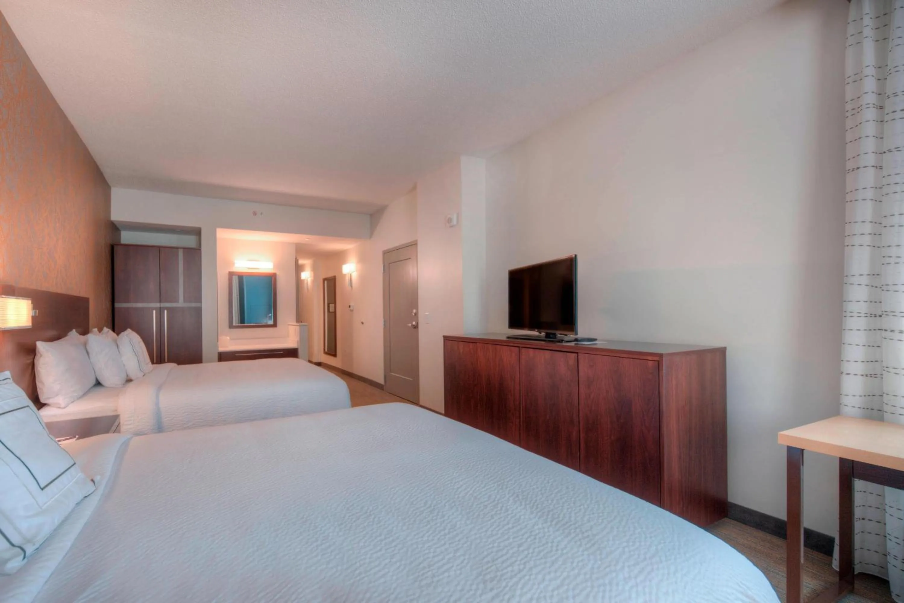 Photo of the whole room, Bed in Residence Inn by Marriott Raleigh Downtown