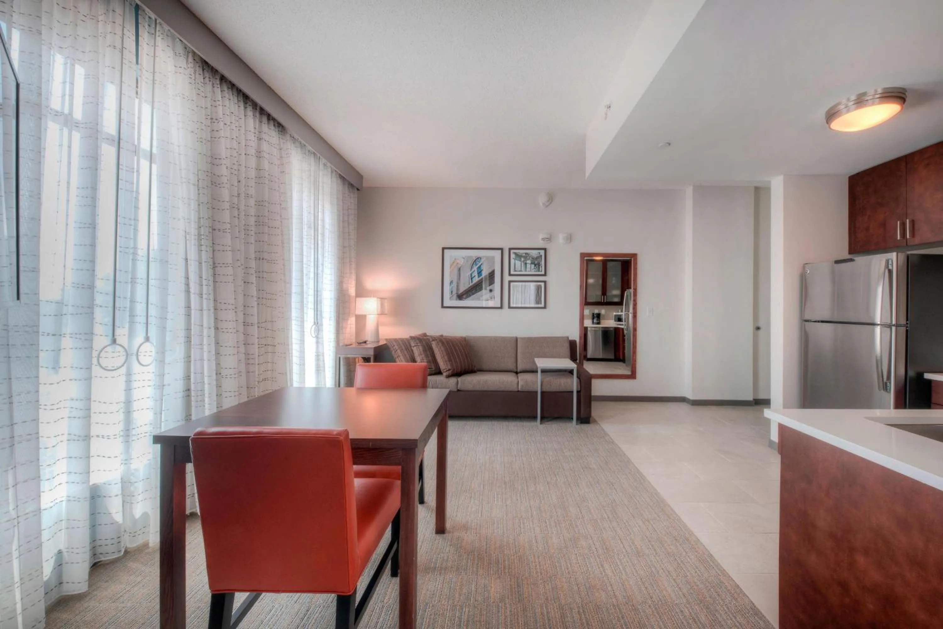 Living room in Residence Inn by Marriott Raleigh Downtown