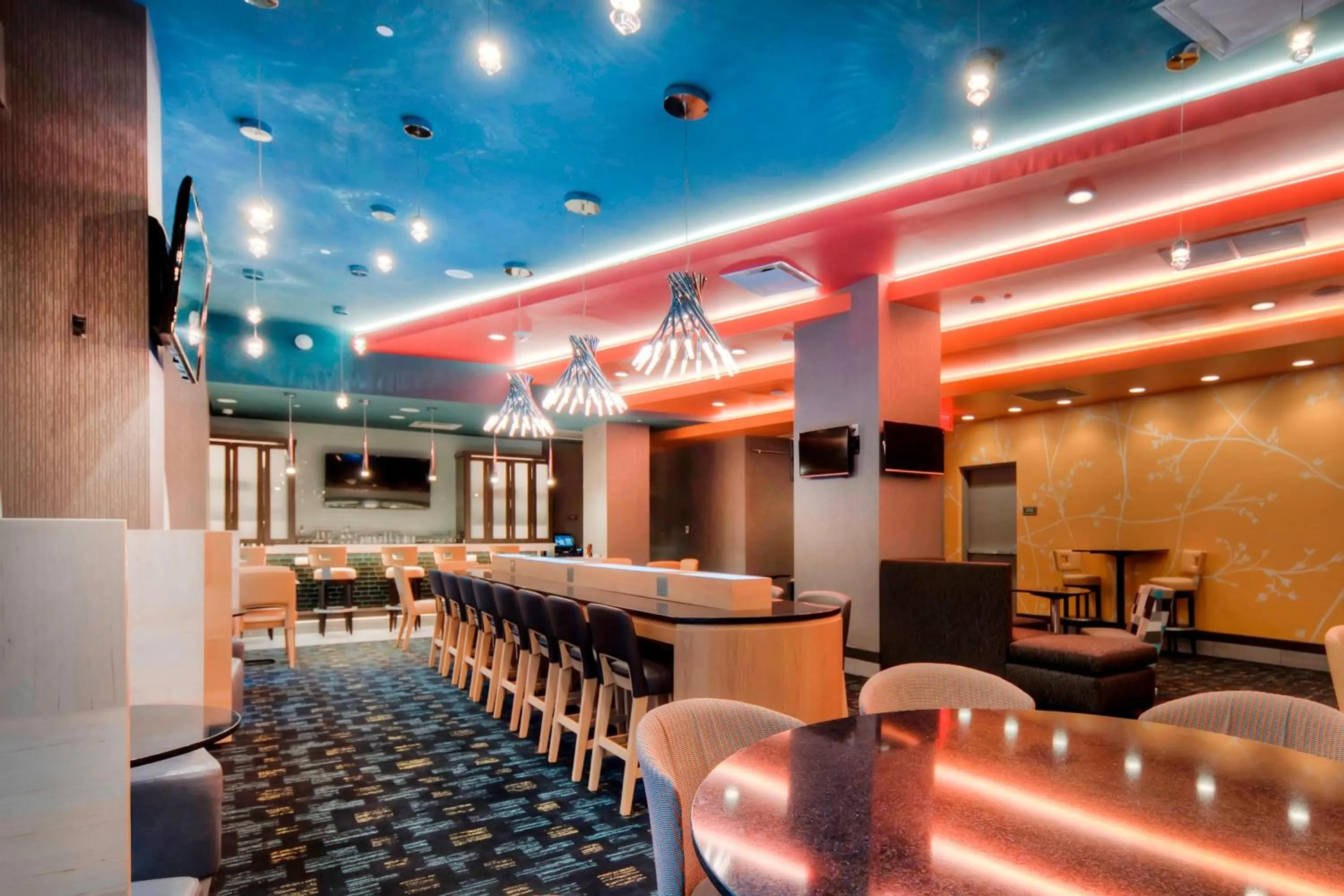 Restaurant/places to eat in Residence Inn by Marriott Raleigh Downtown