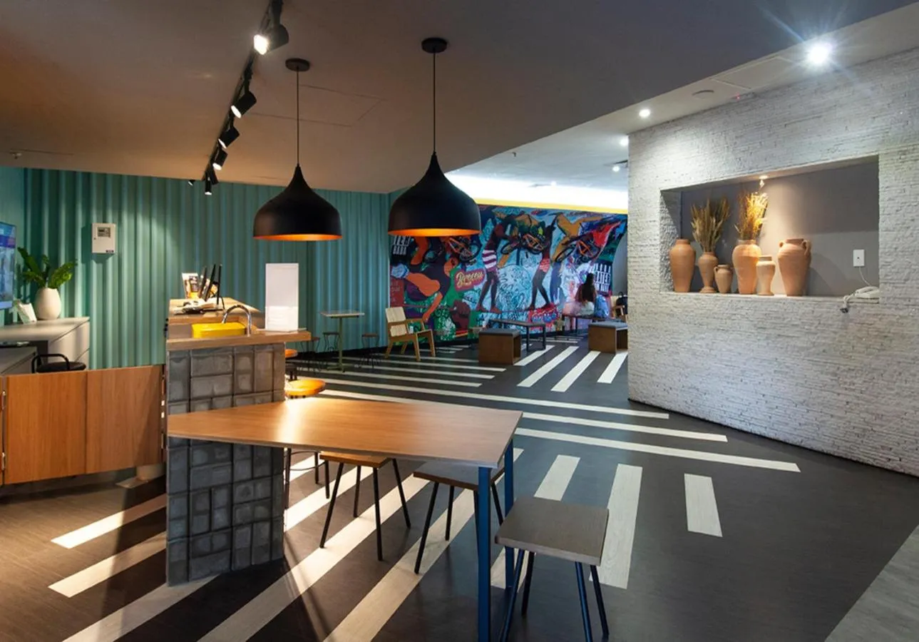 Lobby or reception in Ibis Budget Salvador