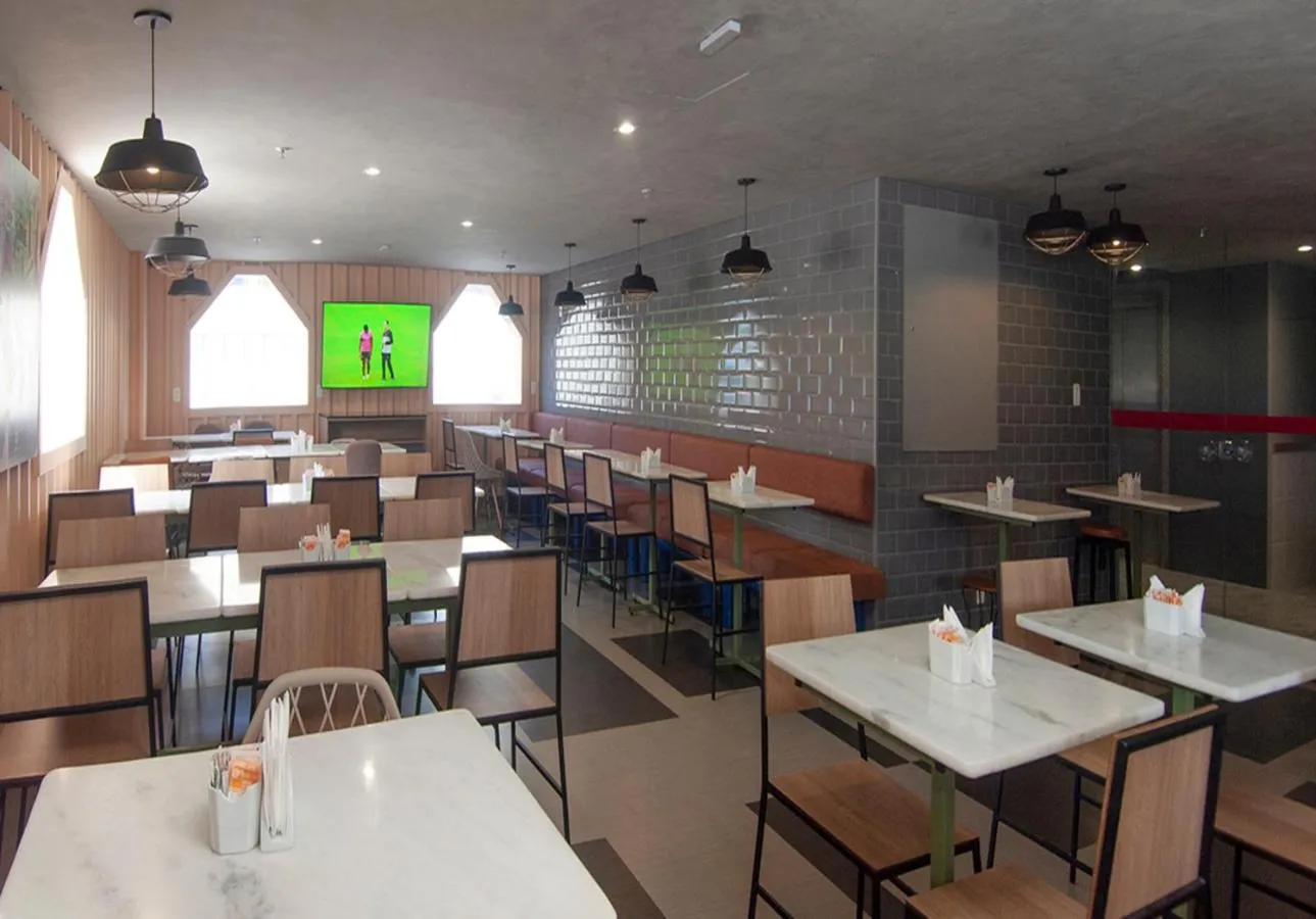 Restaurant/places to eat in Ibis Budget Salvador