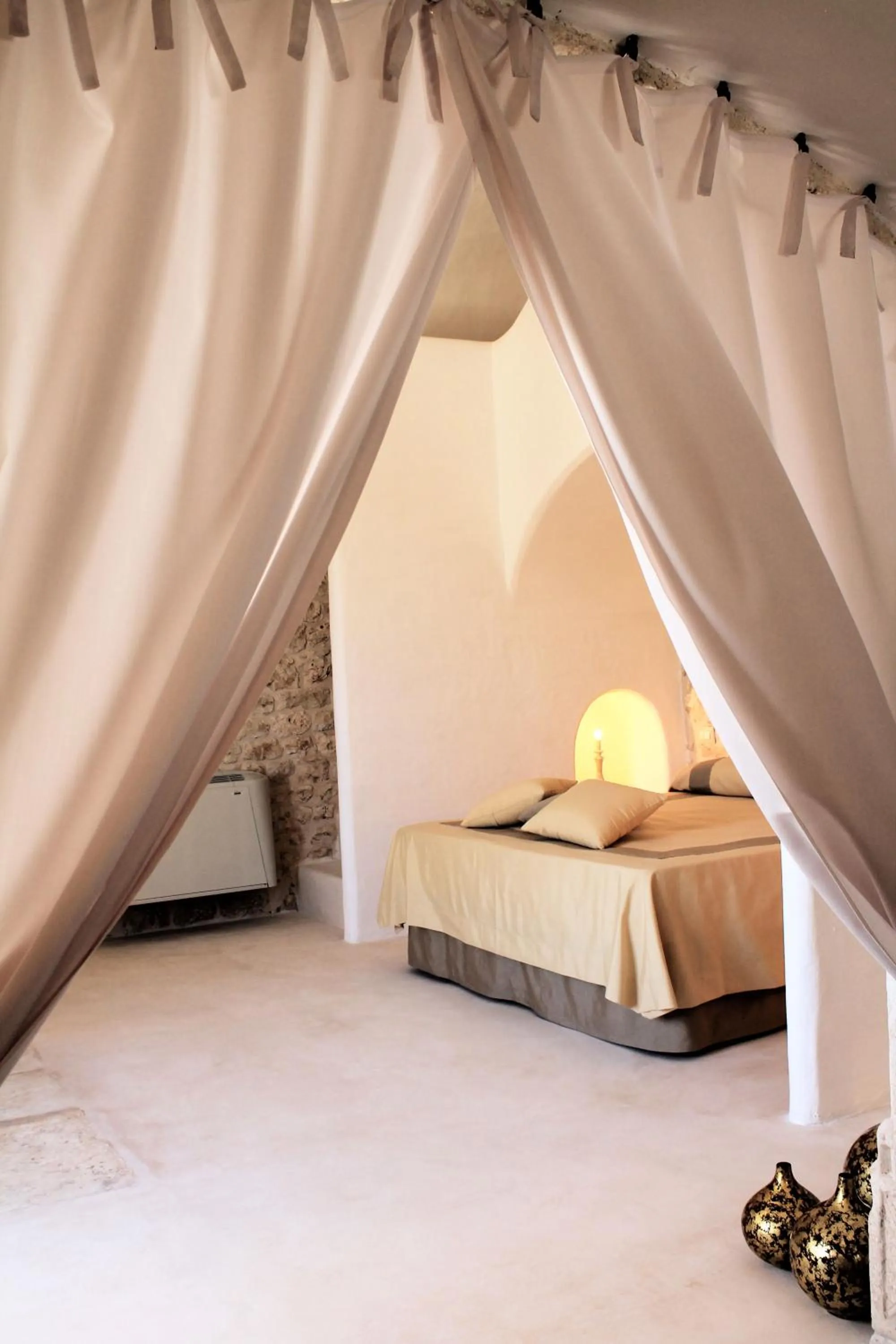 Bedroom, Bed in Palazzo Camarda B&B