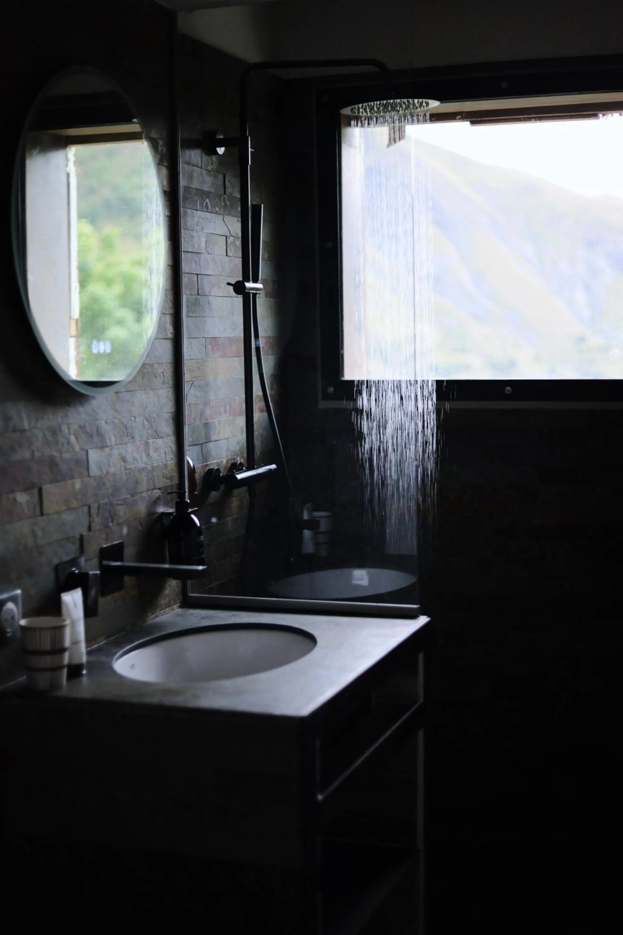 Les Cèdres - Hôtel - Restaurants - Spa