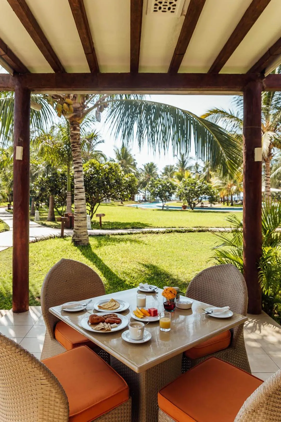 Property building in Silver Palm Spa & Resort