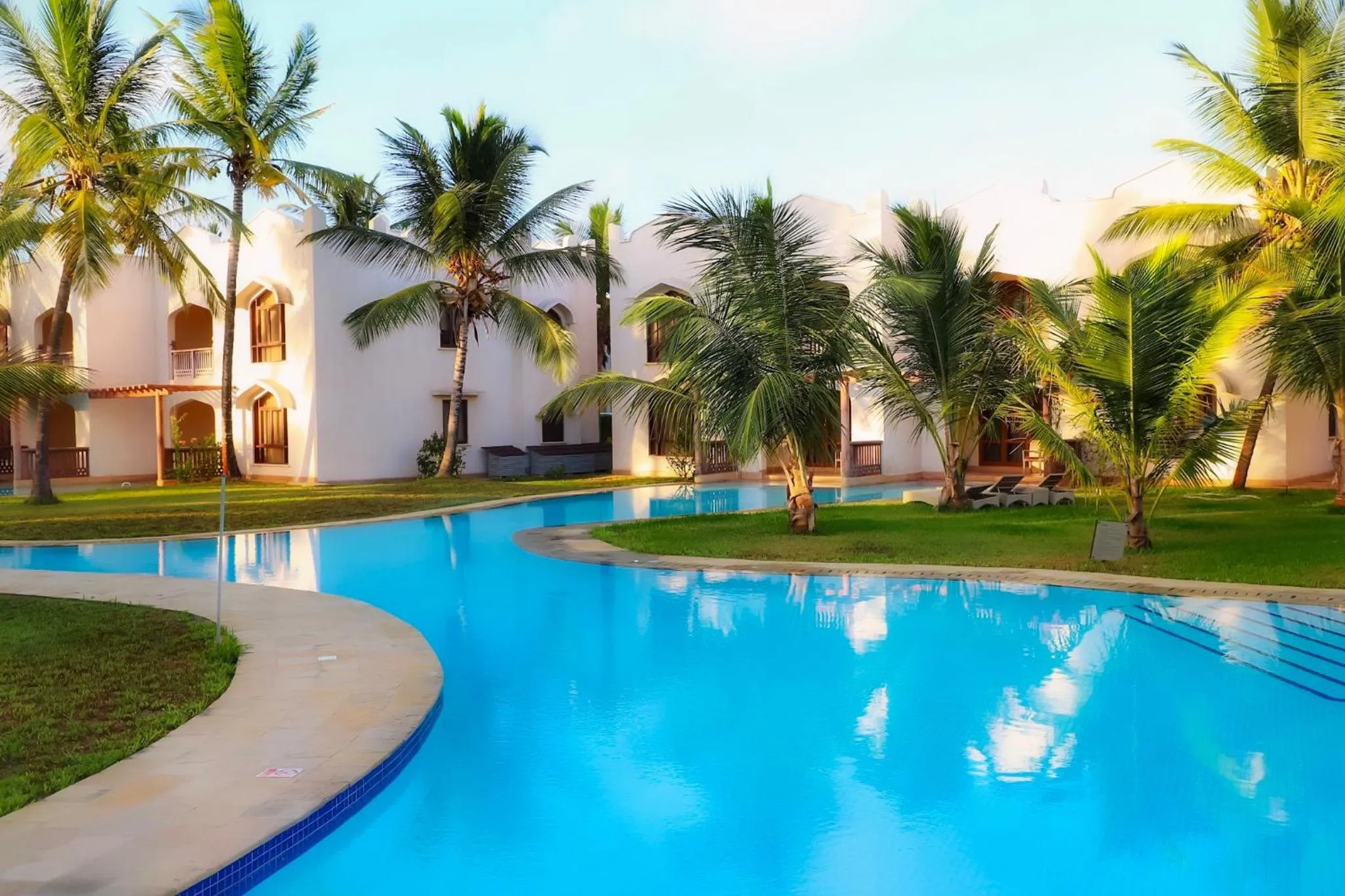 Swimming pool in Silver Palm Spa & Resort