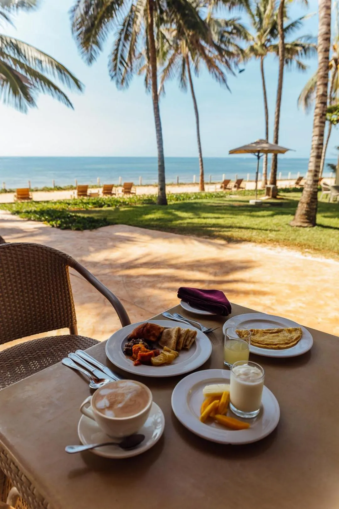 Restaurant/places to eat in Silver Palm Spa & Resort