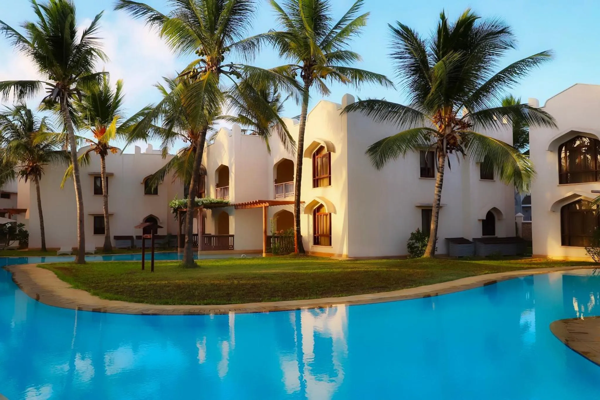 Swimming pool in Silver Palm Spa & Resort