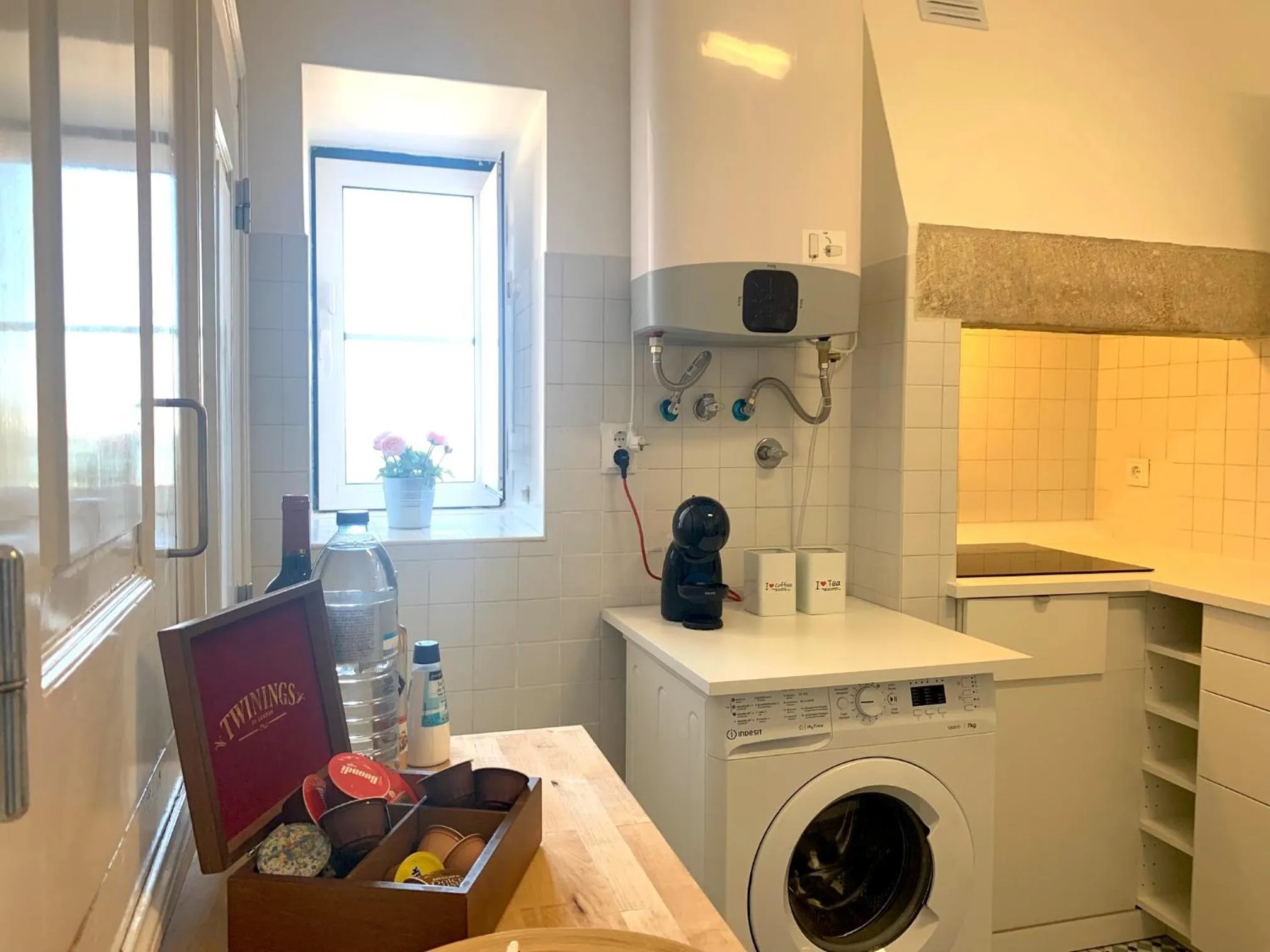 Kitchen or kitchenette in Apartments Center Castelo de São Jorge