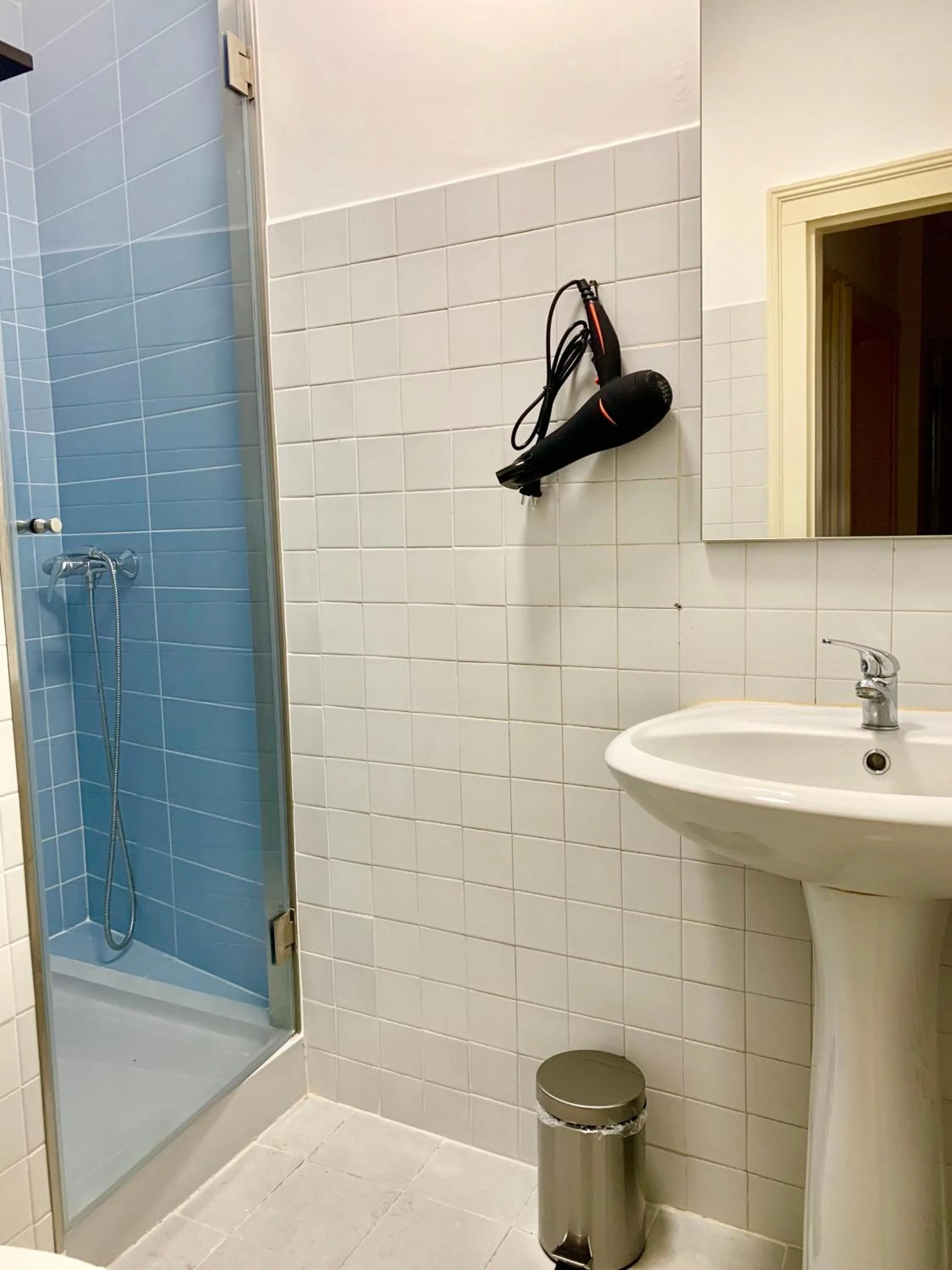 Bathroom in Apartments Center Castelo de São Jorge