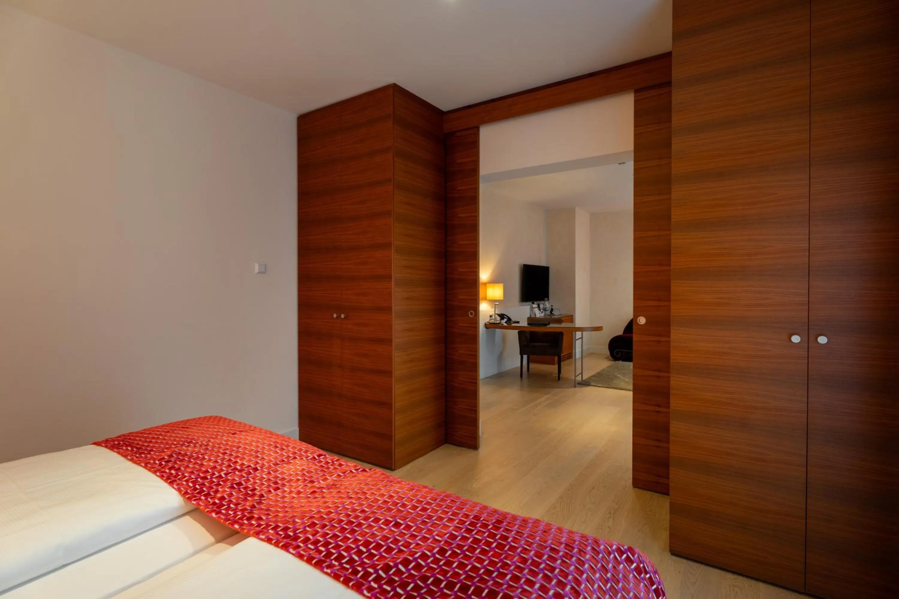 Photo of the whole room, Bed in Aqua Aurelia Suitenhotel an den Thermen