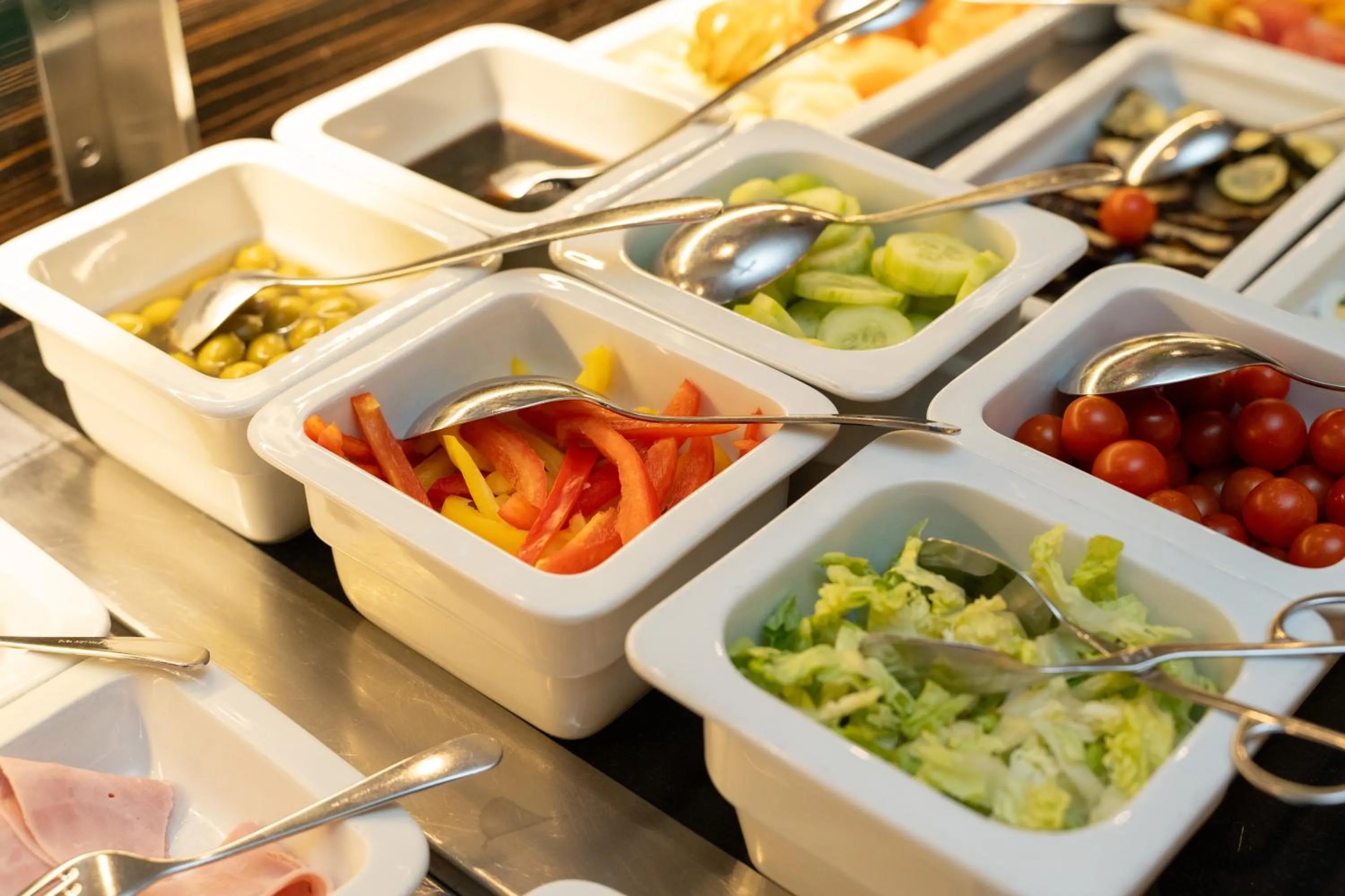 Buffet breakfast in Aqua Aurelia Suitenhotel an den Thermen