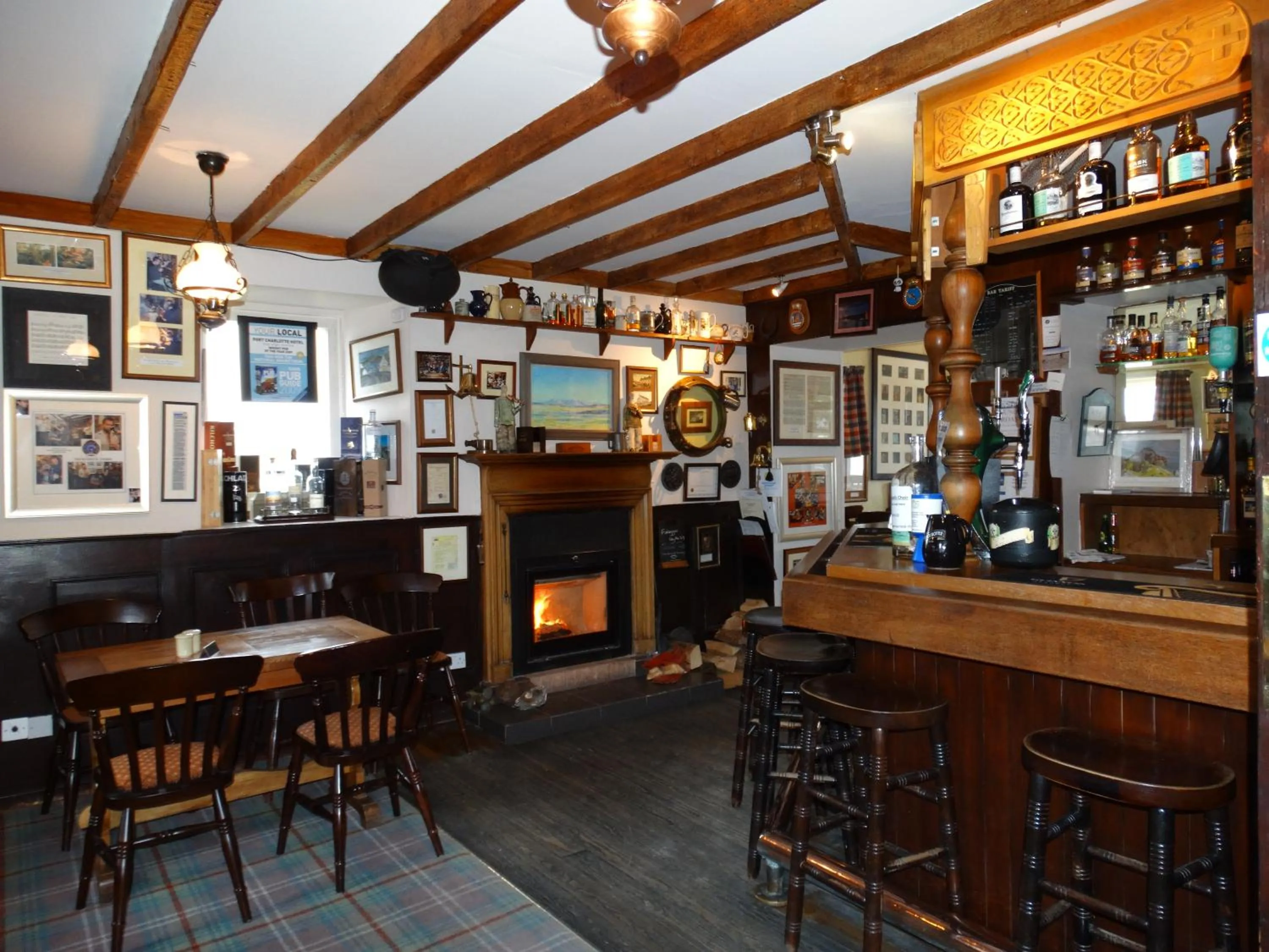 Food and drinks in Port Charlotte Hotel