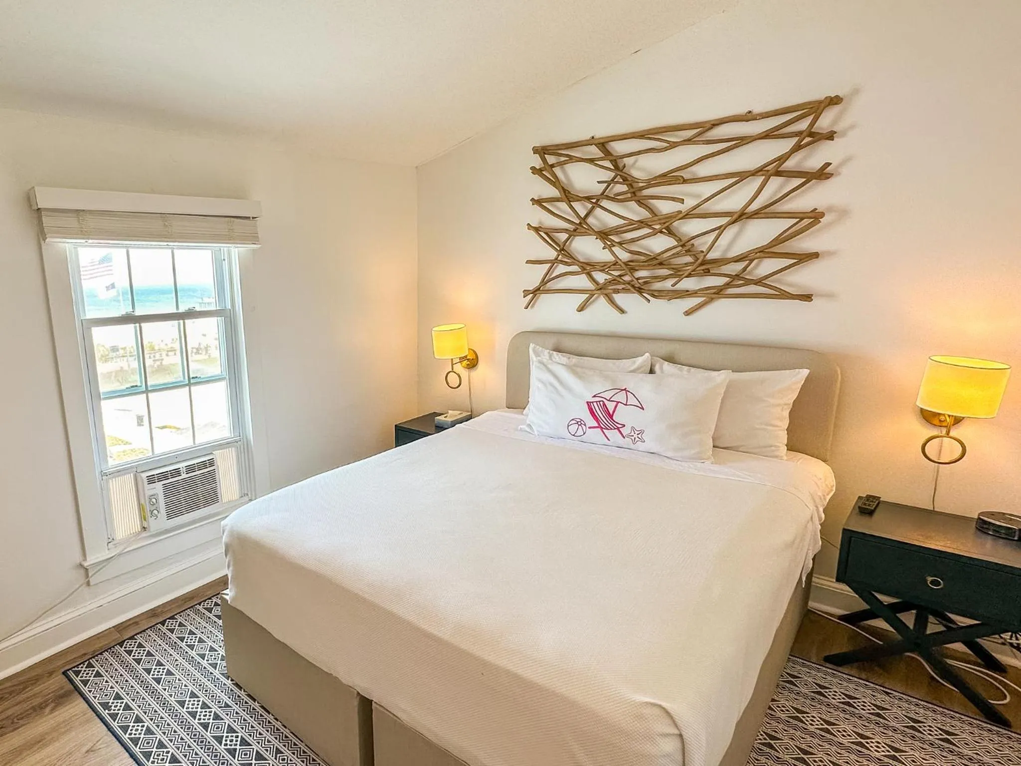 Bed in Beachliner Hotel