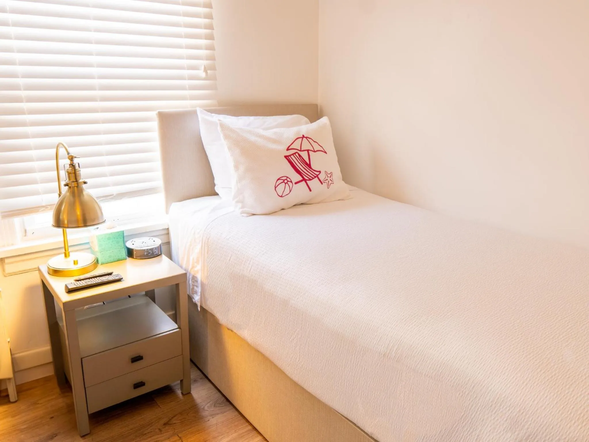 Bed in Beachliner Hotel