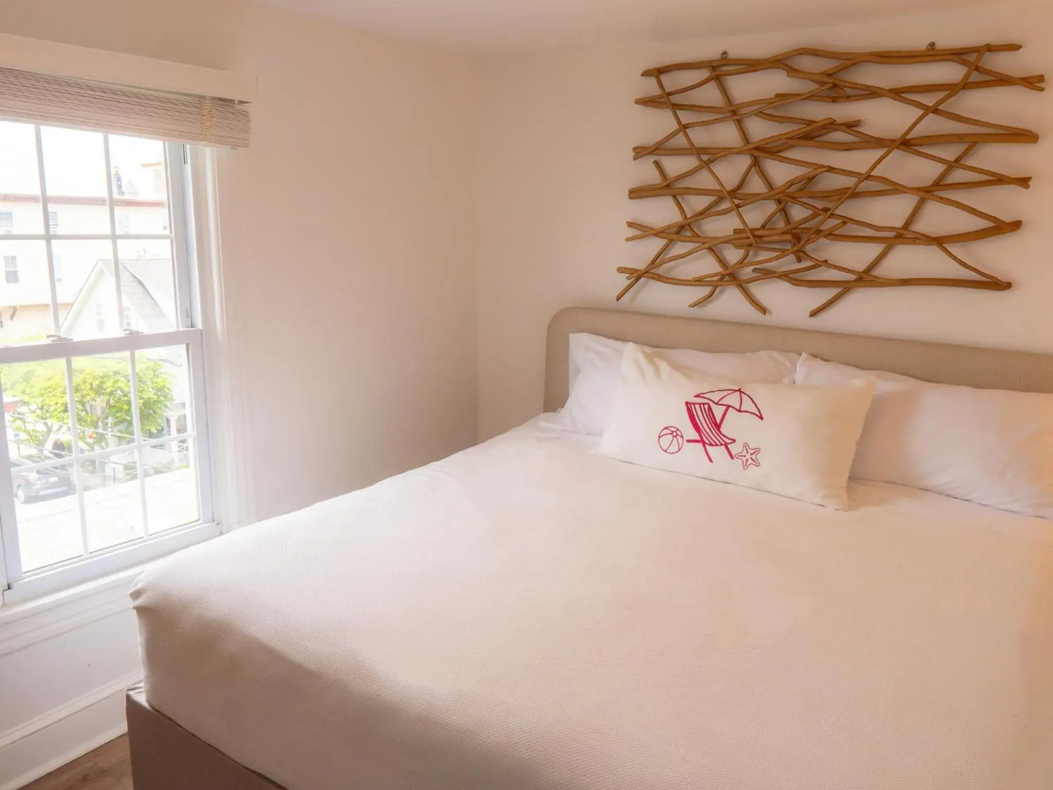 Deluxe King Room in Beachliner Hotel Deluxe King Room in Beachliner Hotel